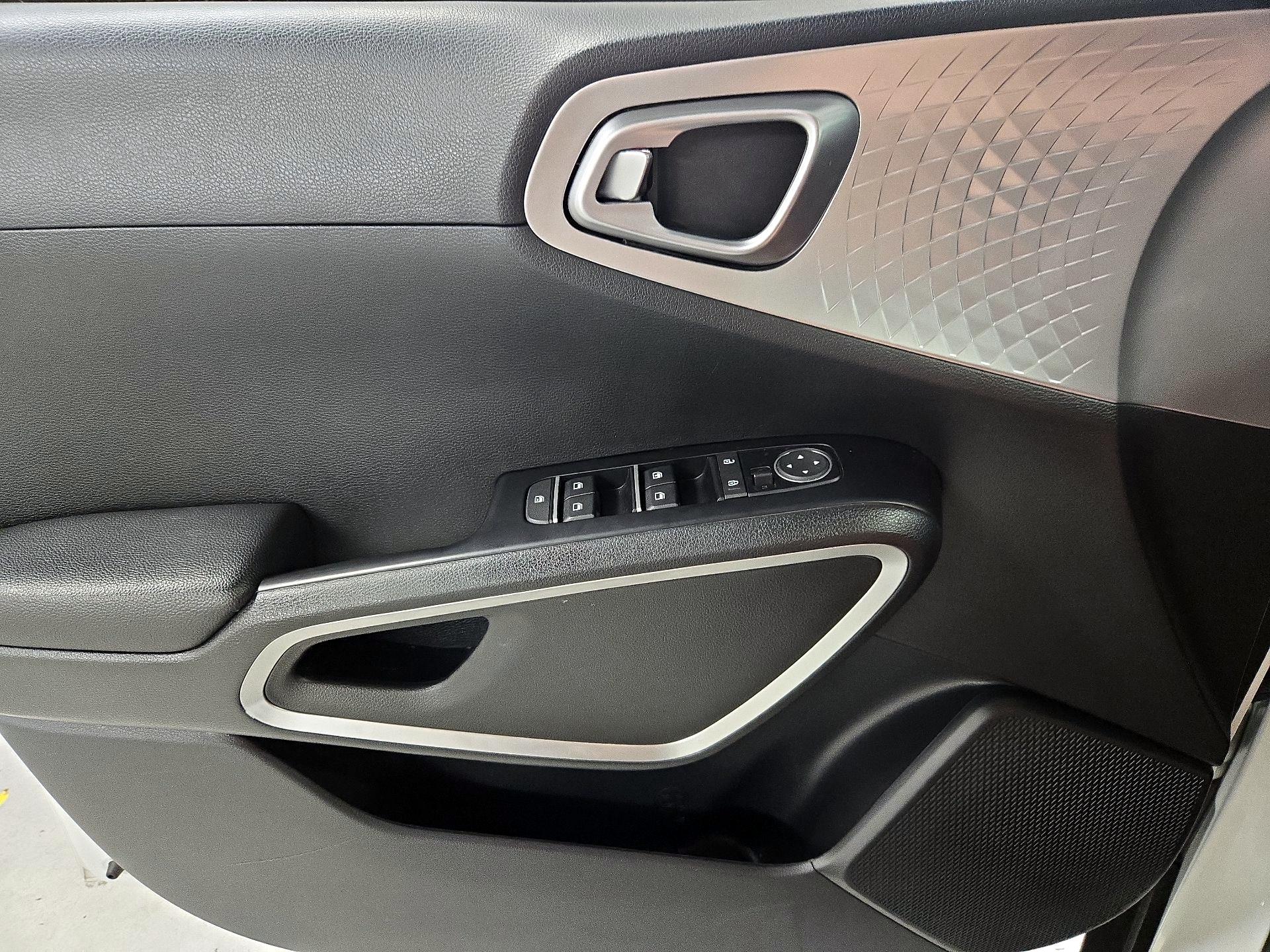 Thumbnail: 2024 Kia Soul - 12