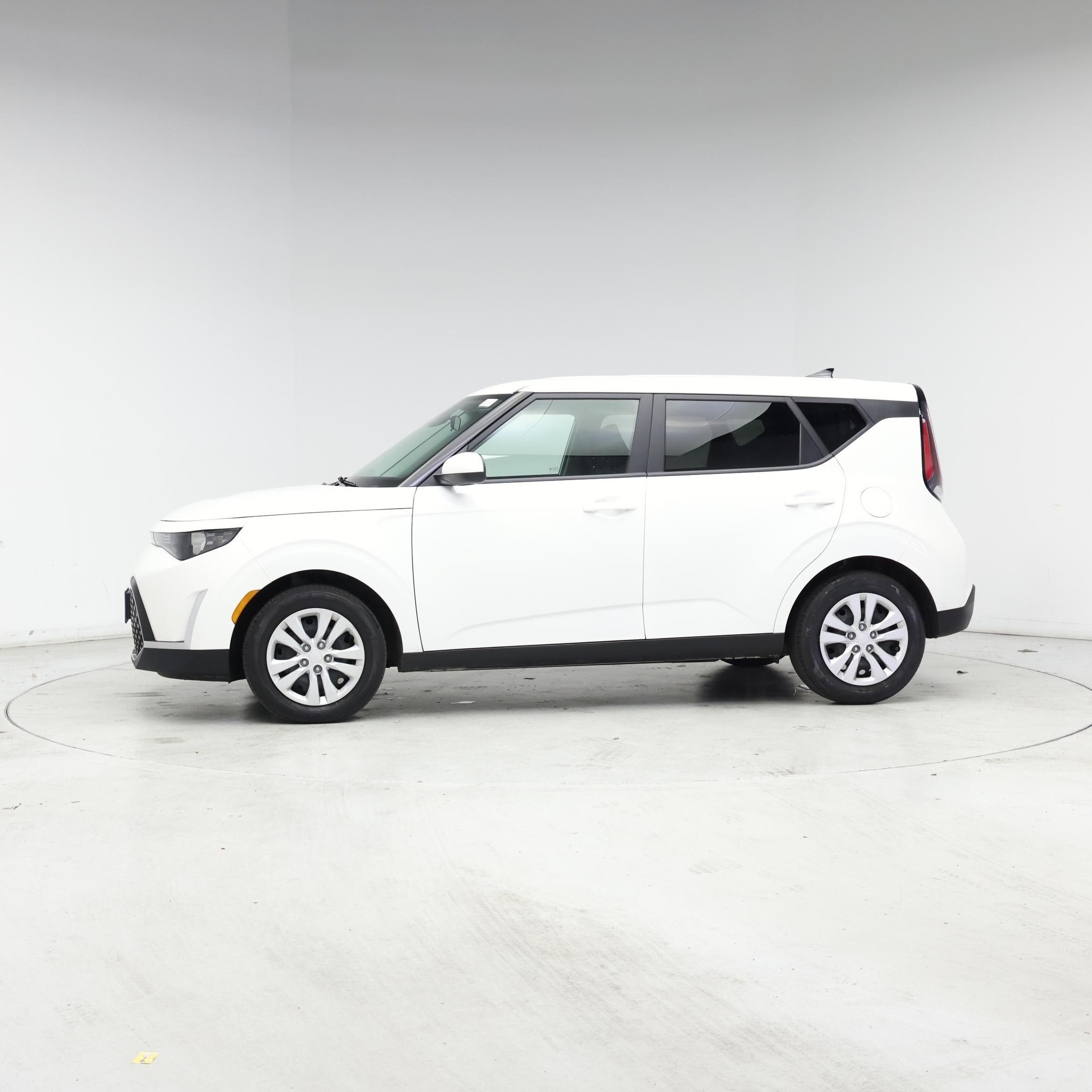 Thumbnail: 2024 Kia Soul - 3