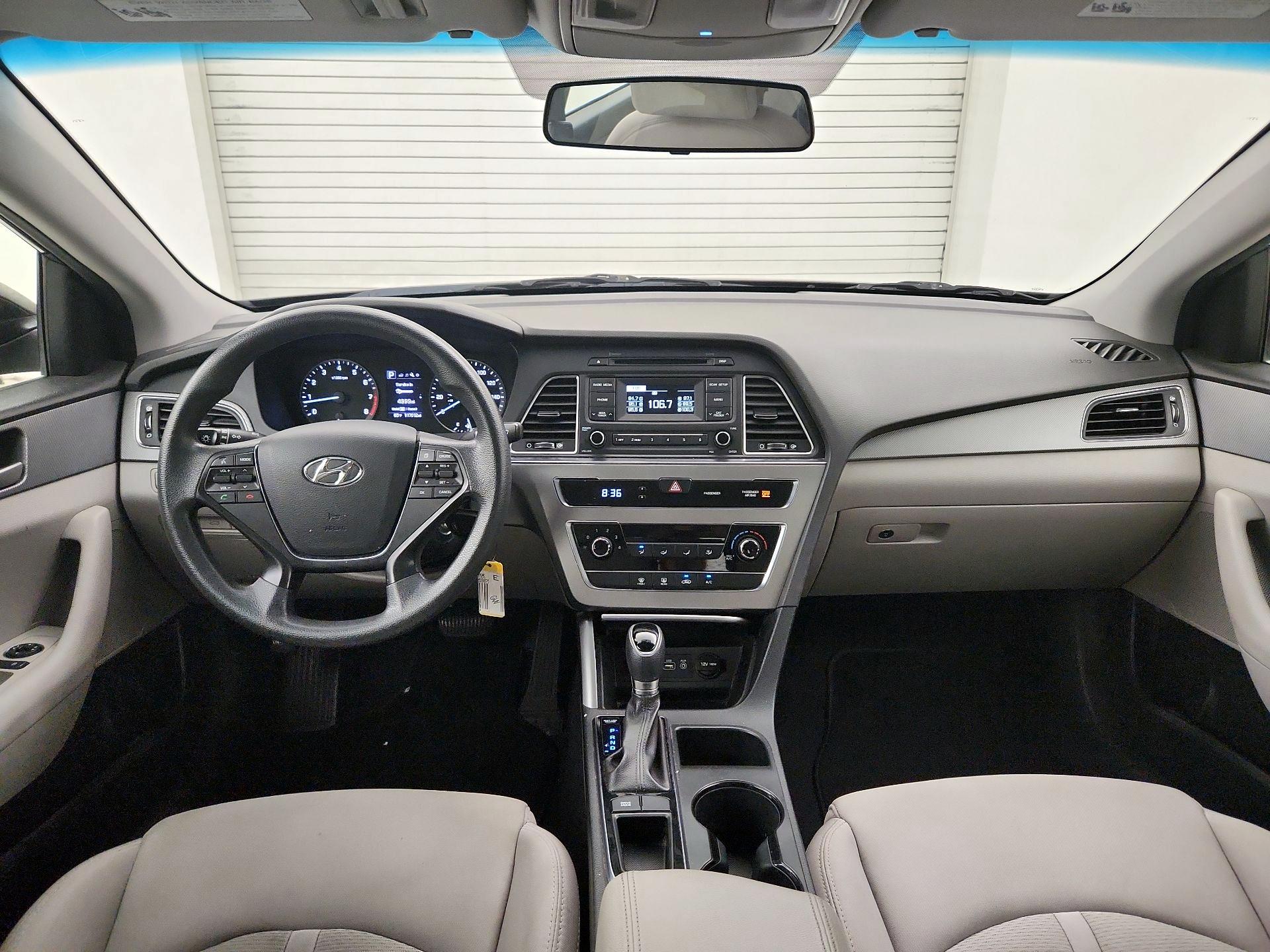 Thumbnail: 2017 Hyundai Sonata - 9