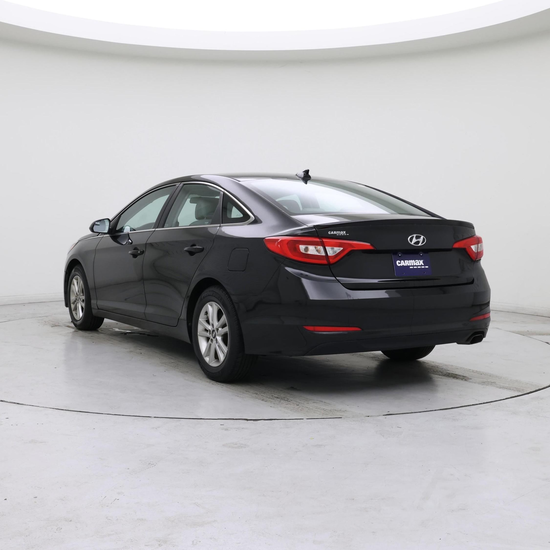 Thumbnail: 2017 Hyundai Sonata - 2