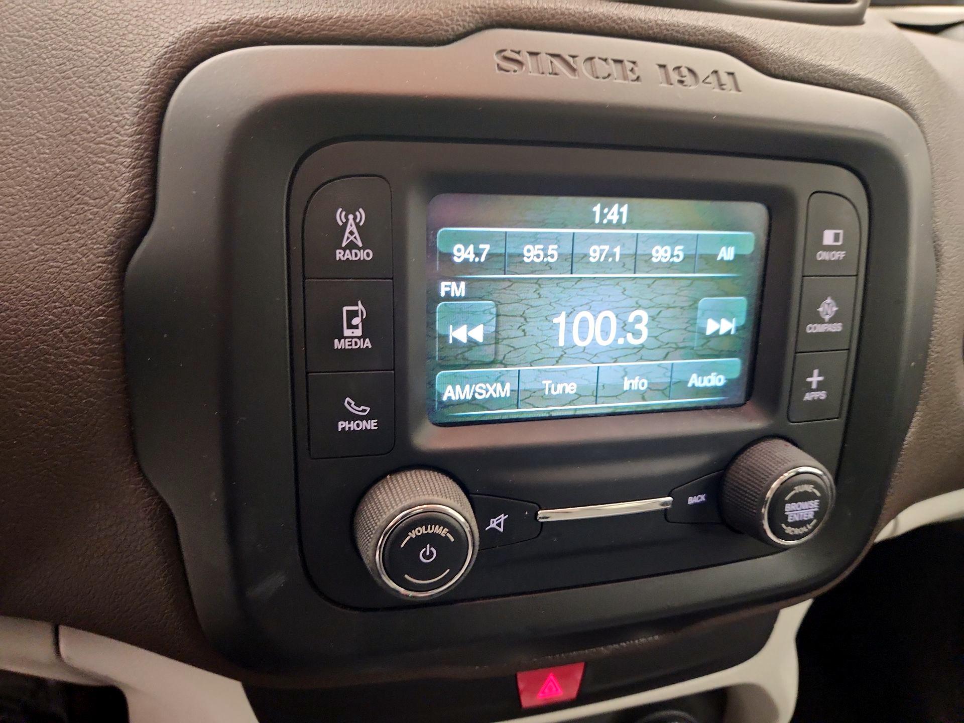 Thumbnail: 2016 Jeep Renegade - 15