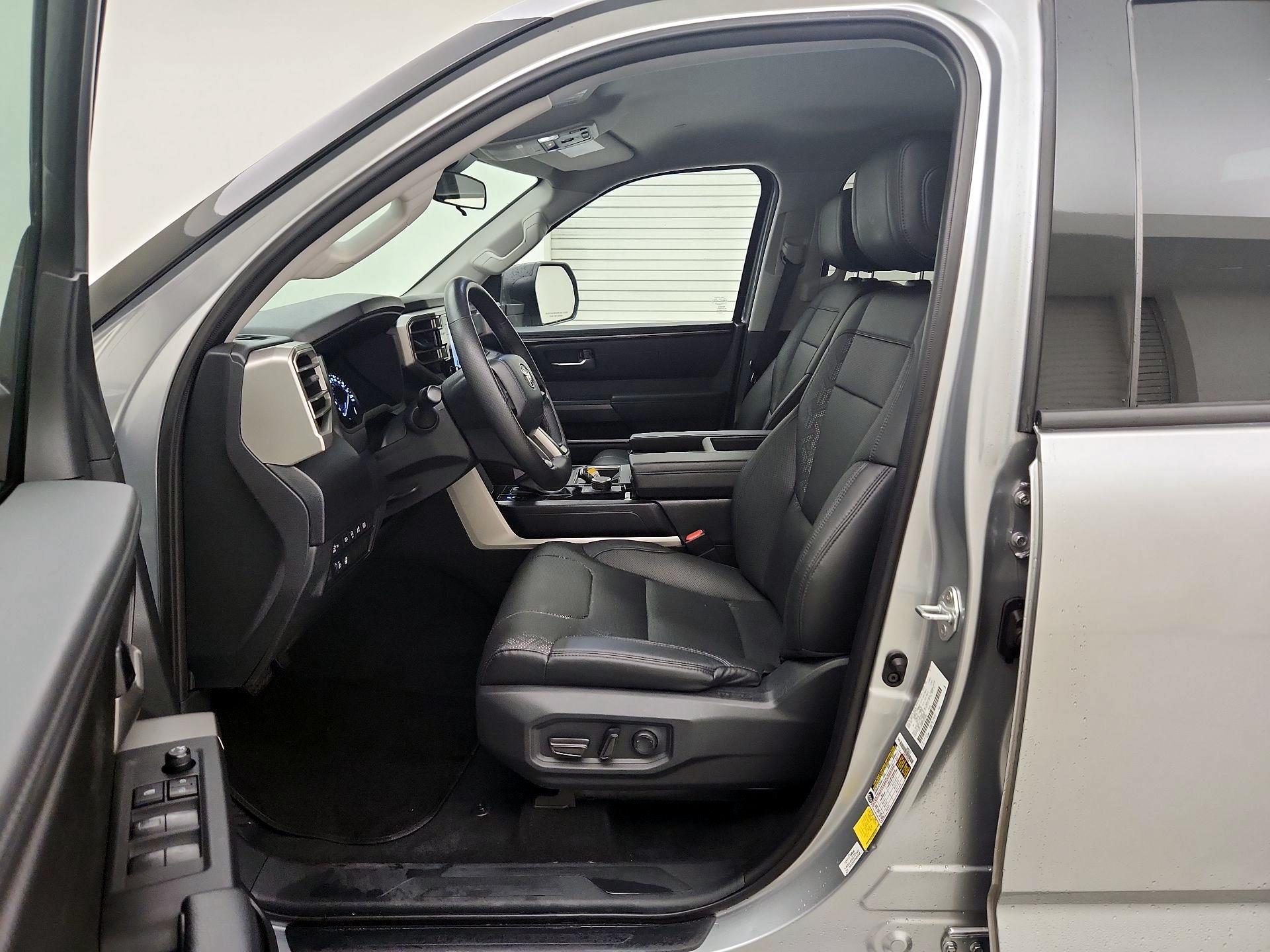 Thumbnail: 2023 Toyota Tundra - 11