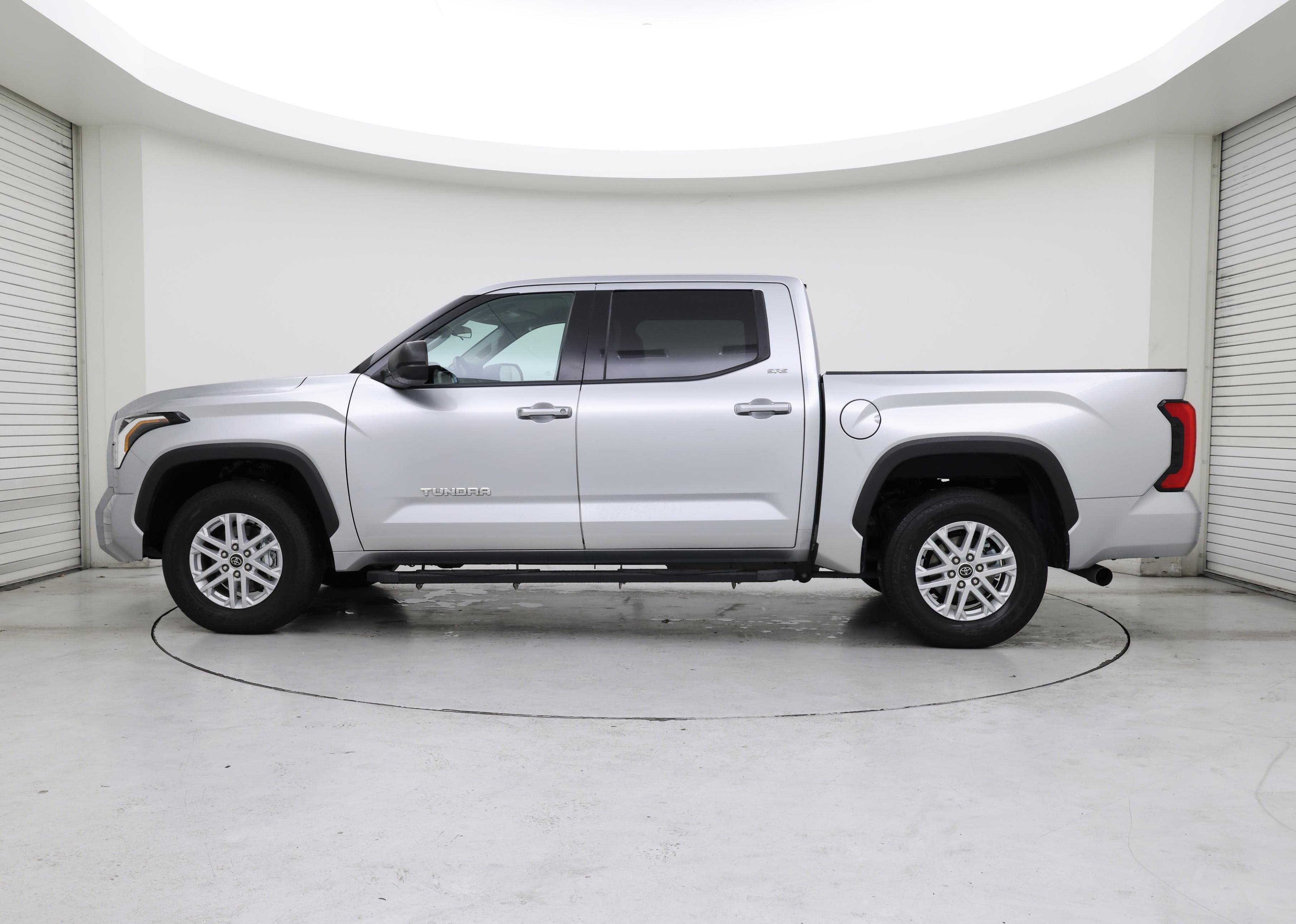 Thumbnail: 2023 Toyota Tundra - 3