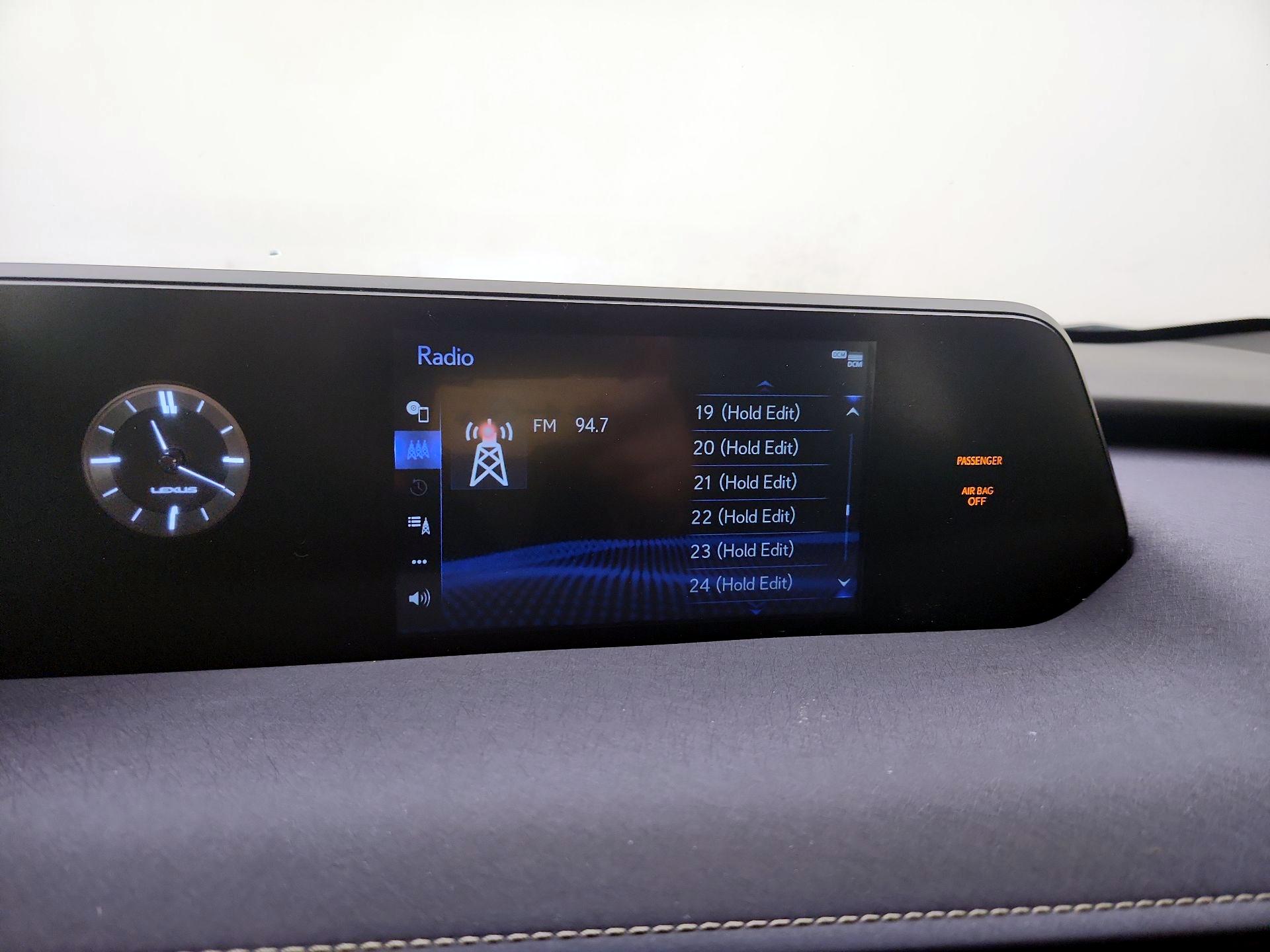 Thumbnail: 2021 Lexus UX - 15