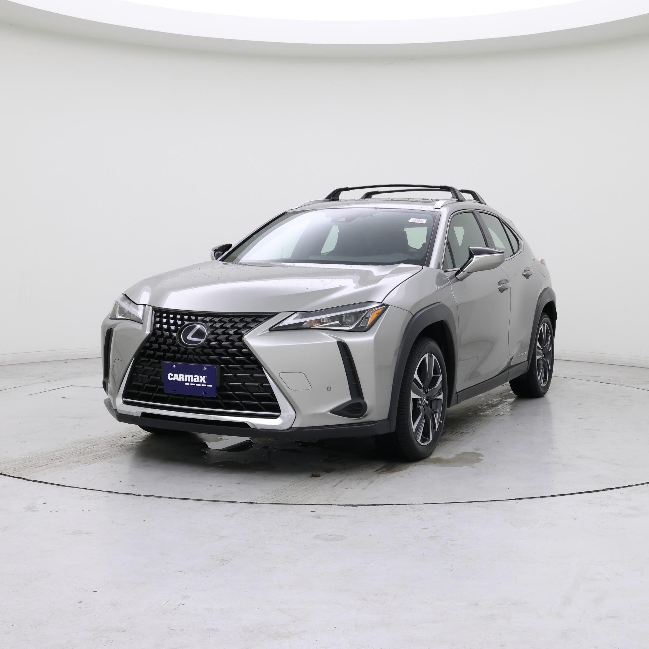 Thumbnail: 2021 Lexus UX - 4