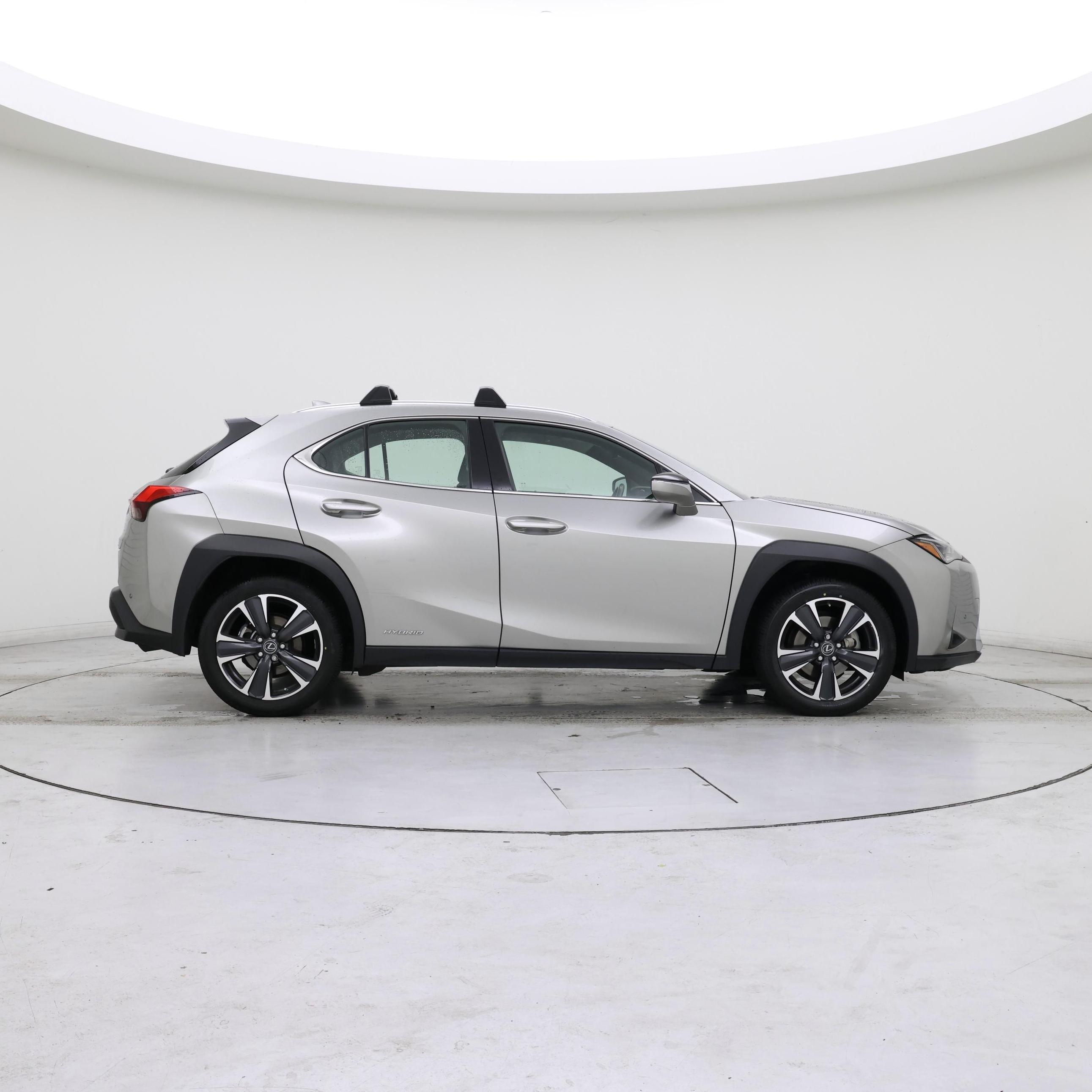 Thumbnail: 2021 Lexus UX - 7