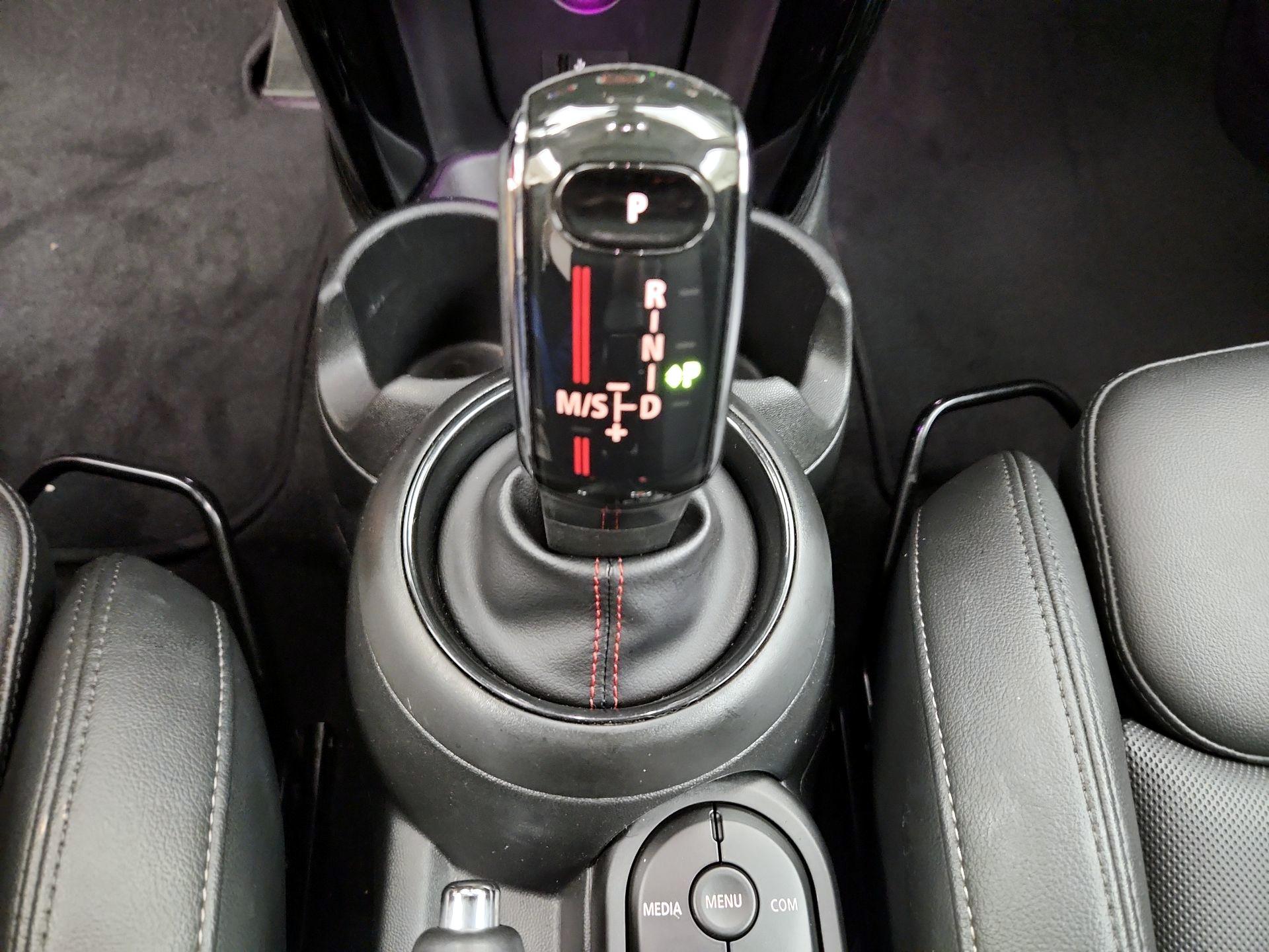 Thumbnail: 2021 MINI Cooper Hardtop - 18