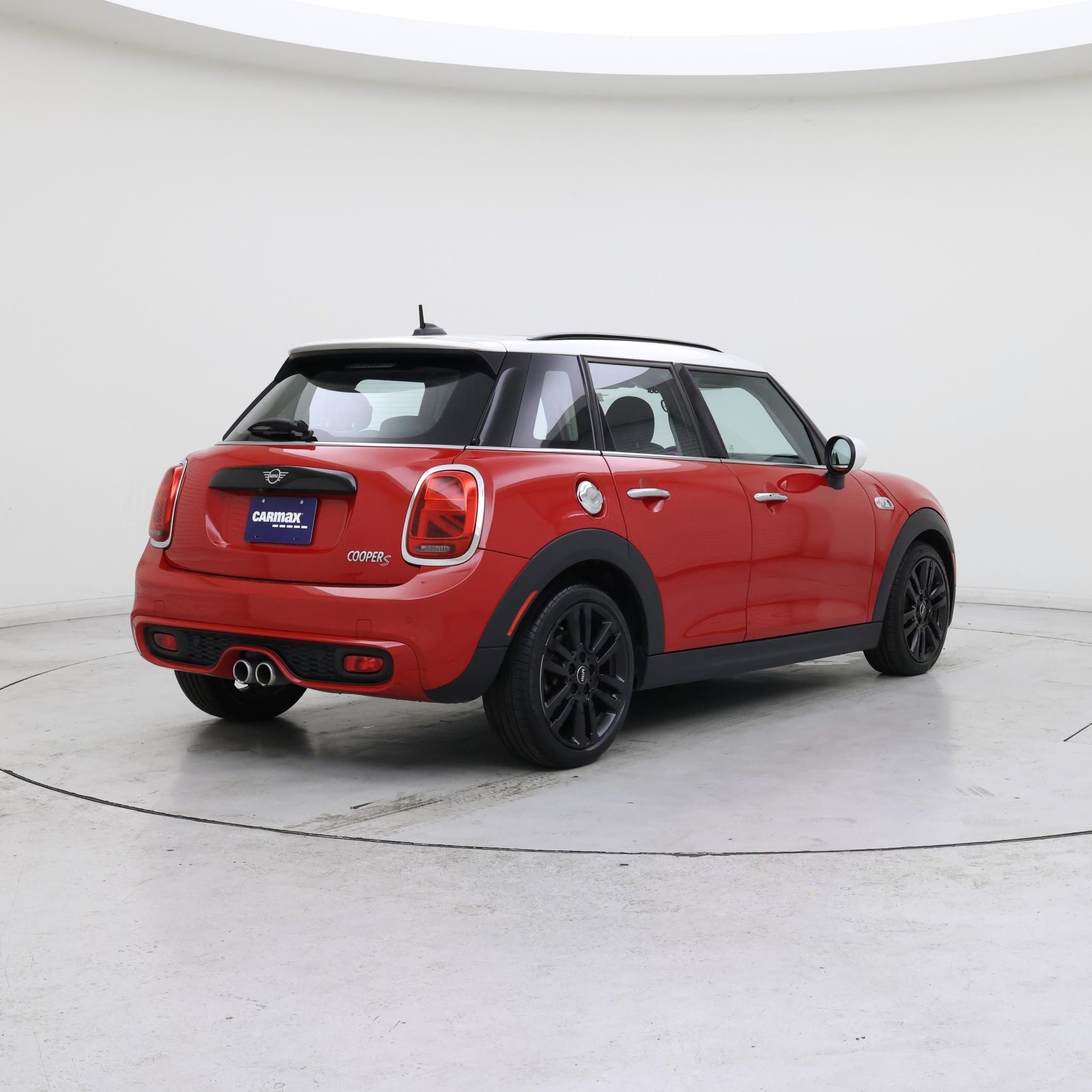 Thumbnail: 2021 MINI Cooper Hardtop - 8