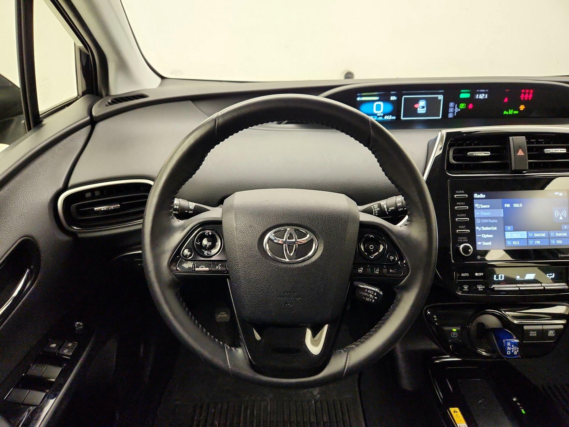 Thumbnail: 2022 Toyota Prius - 10