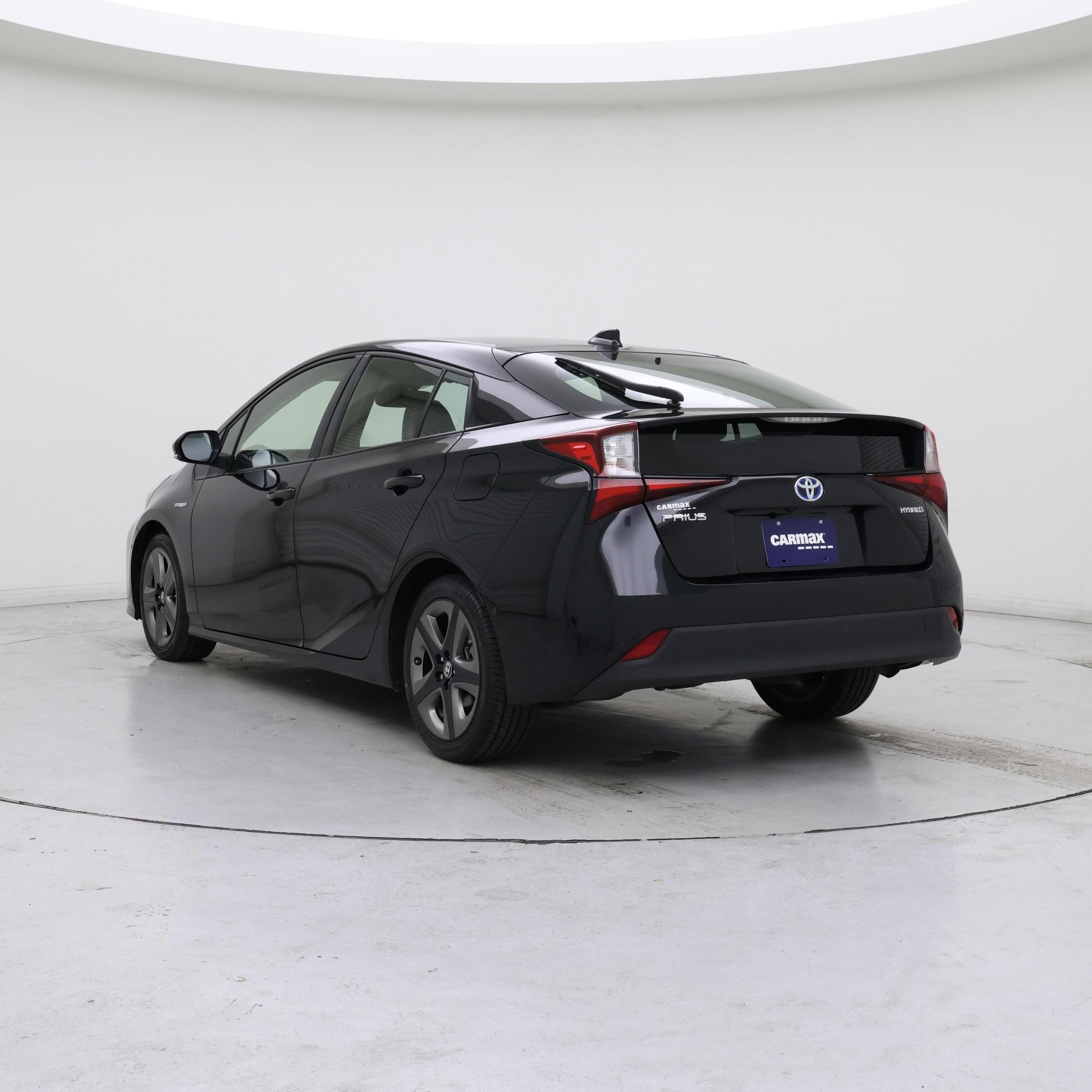 Thumbnail: 2022 Toyota Prius - 2