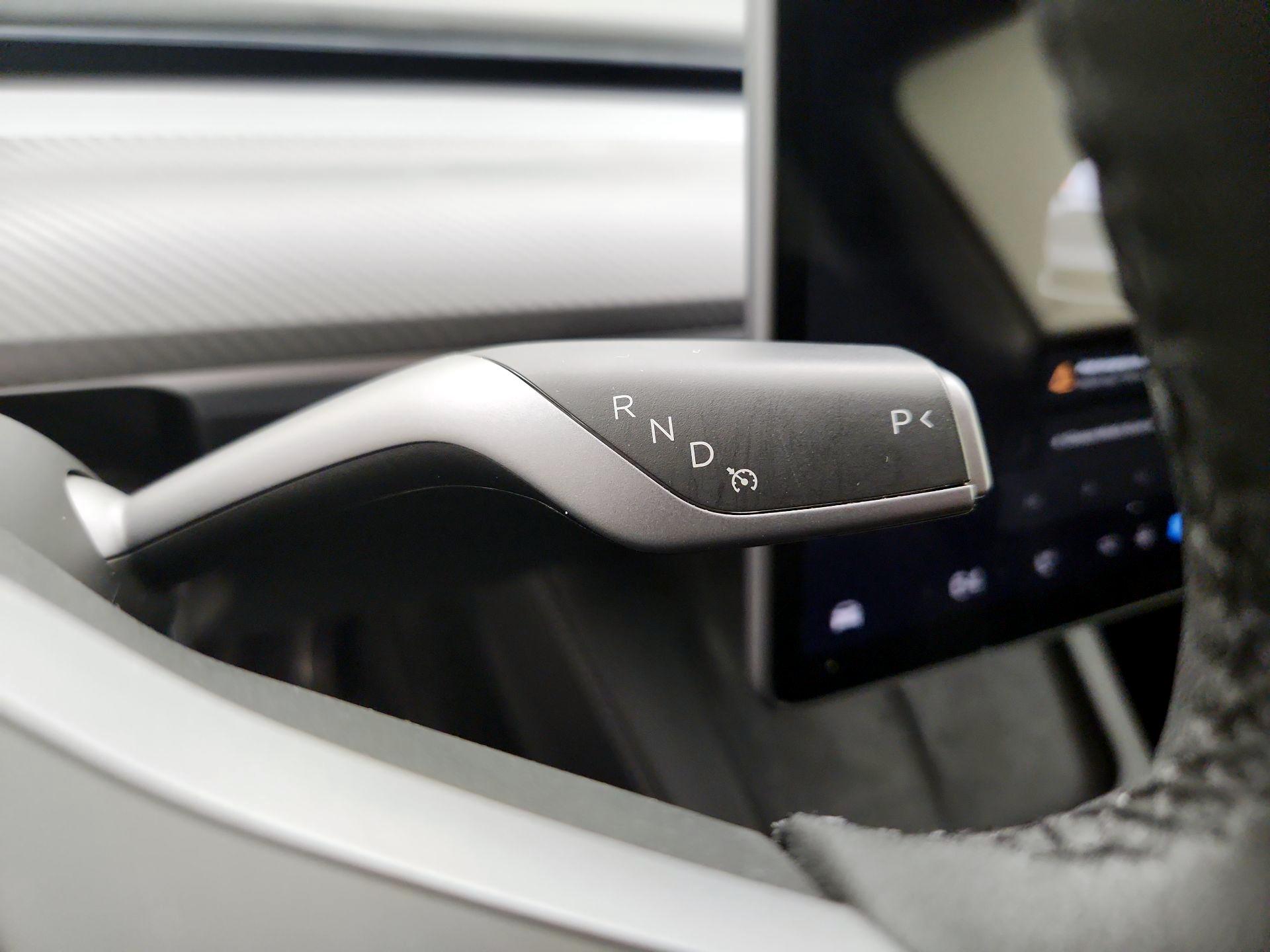 Thumbnail: 2022 Tesla Model Y - 17
