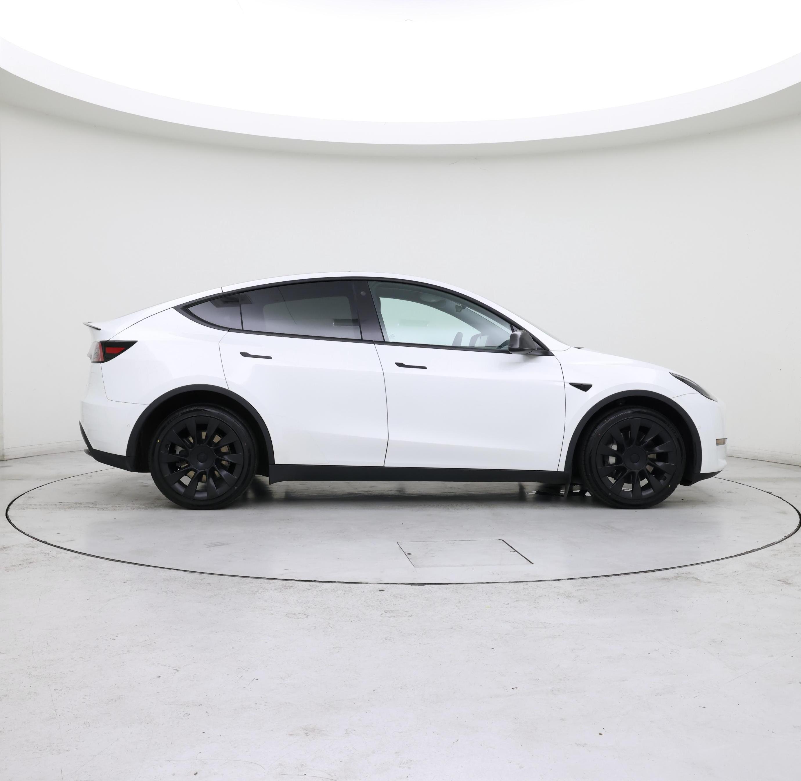 Thumbnail: 2022 Tesla Model Y - 7