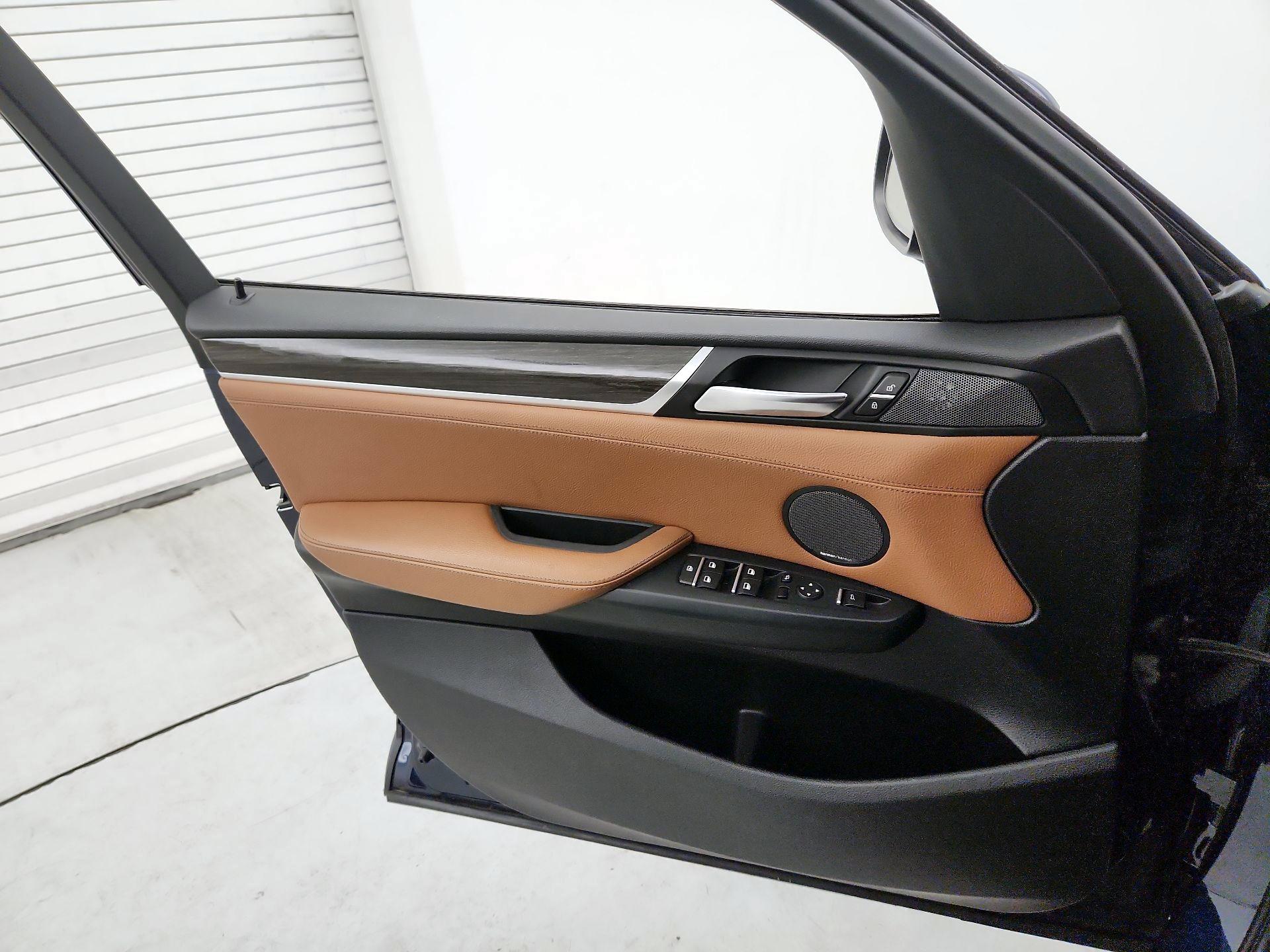 Thumbnail: 2016 BMW X3 - 12