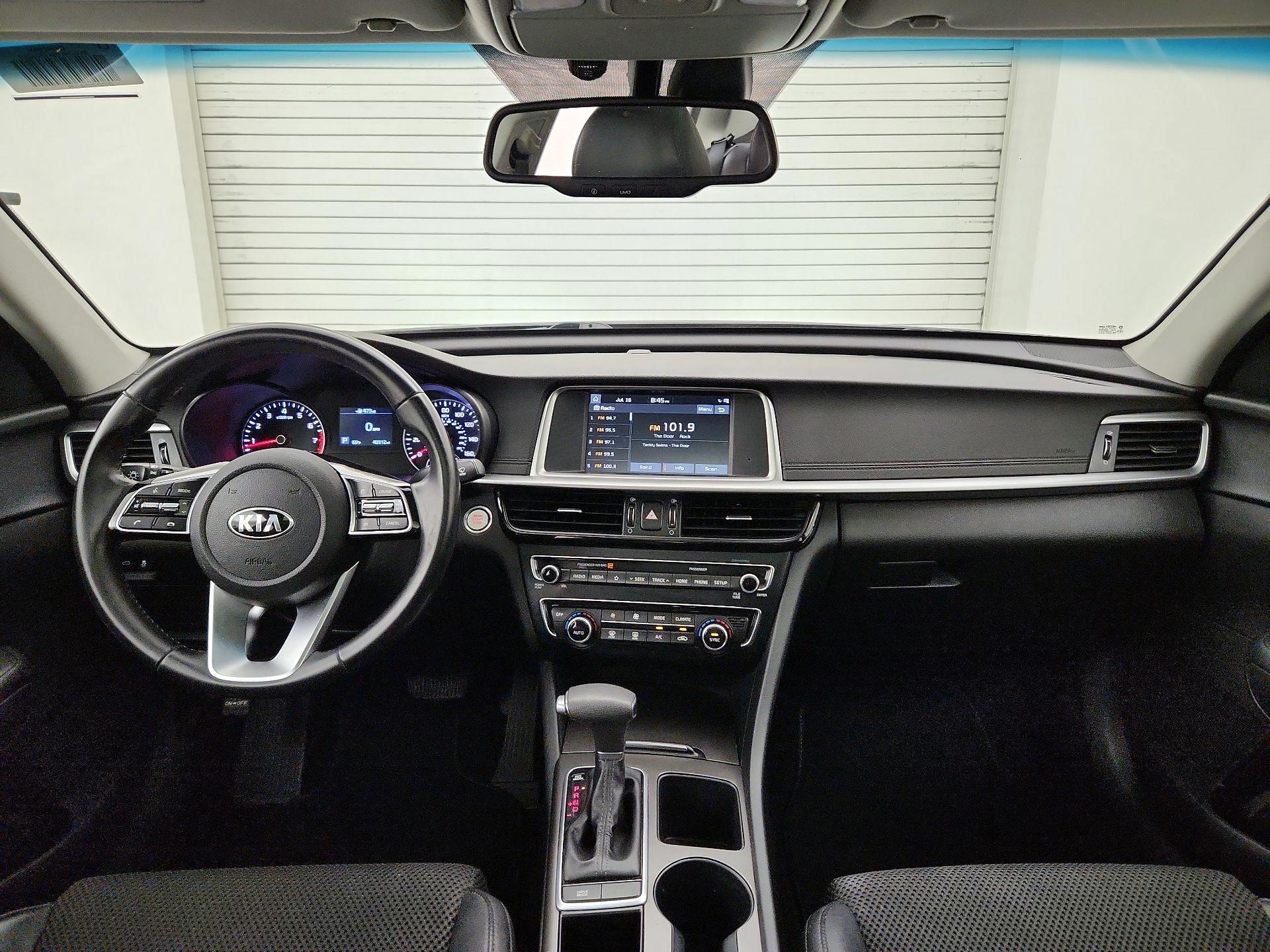 Thumbnail: 2019 Kia Optima - 9