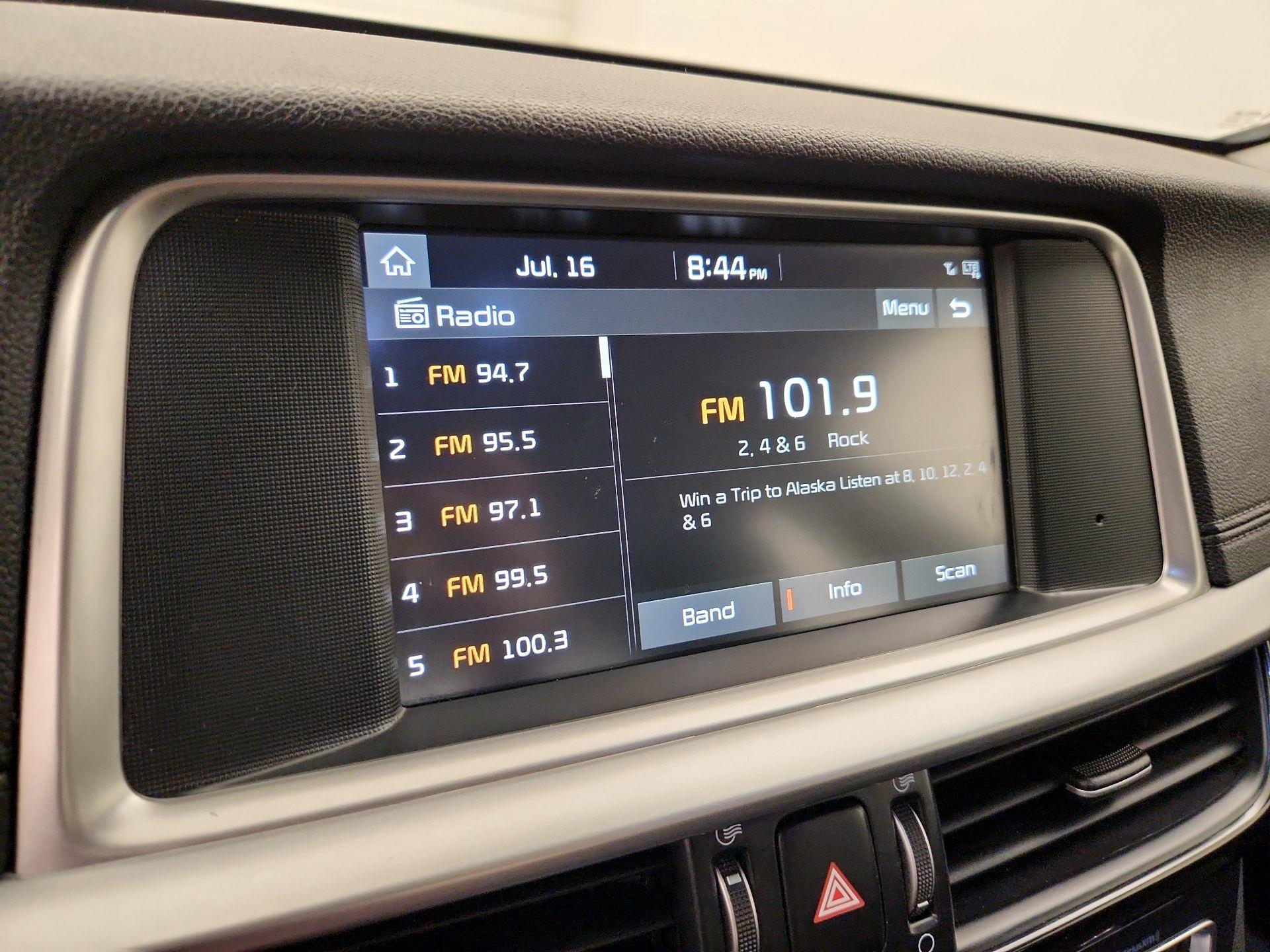 Thumbnail: 2019 Kia Optima - 15