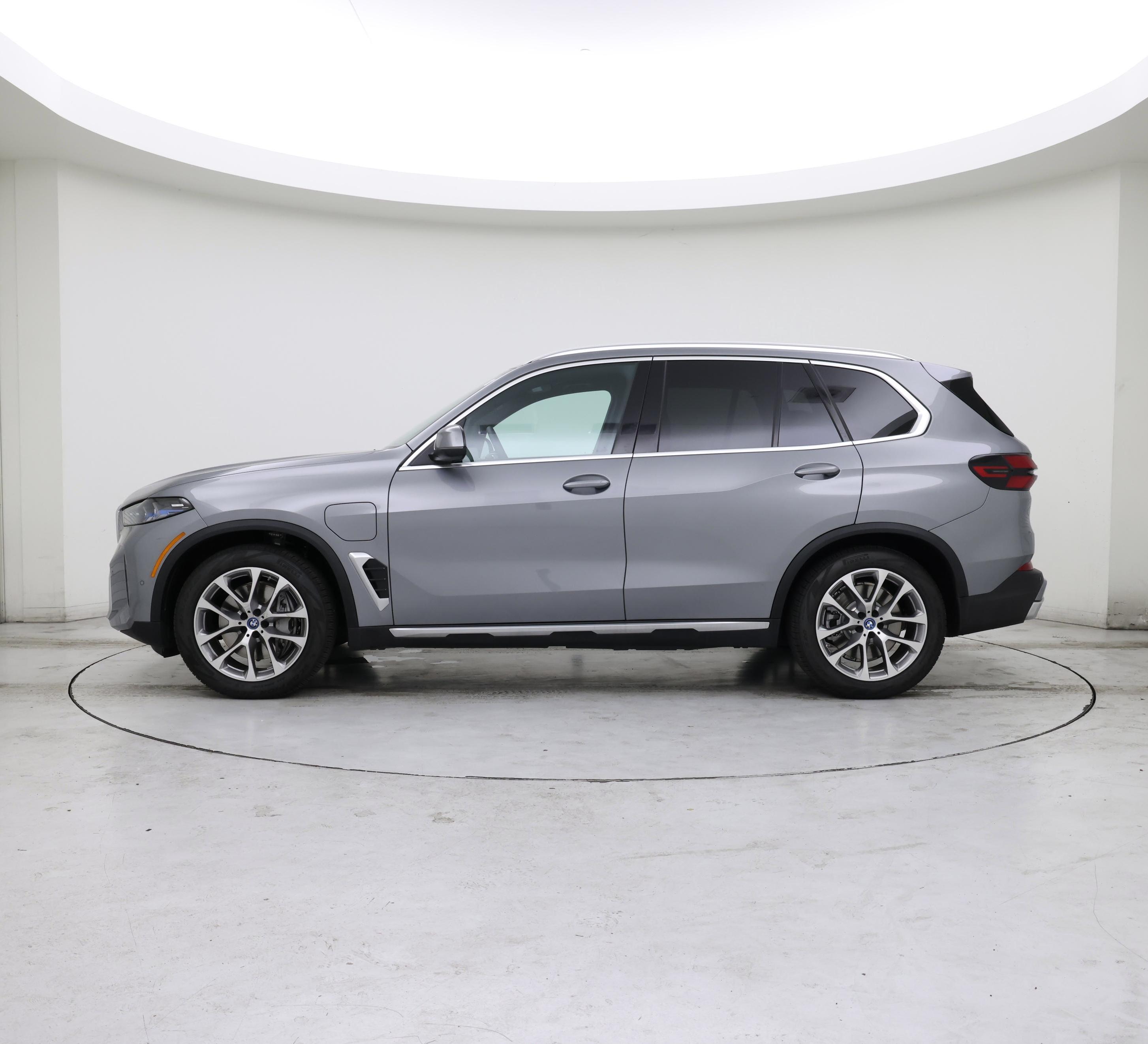 Thumbnail: 2025 BMW X5 - 3