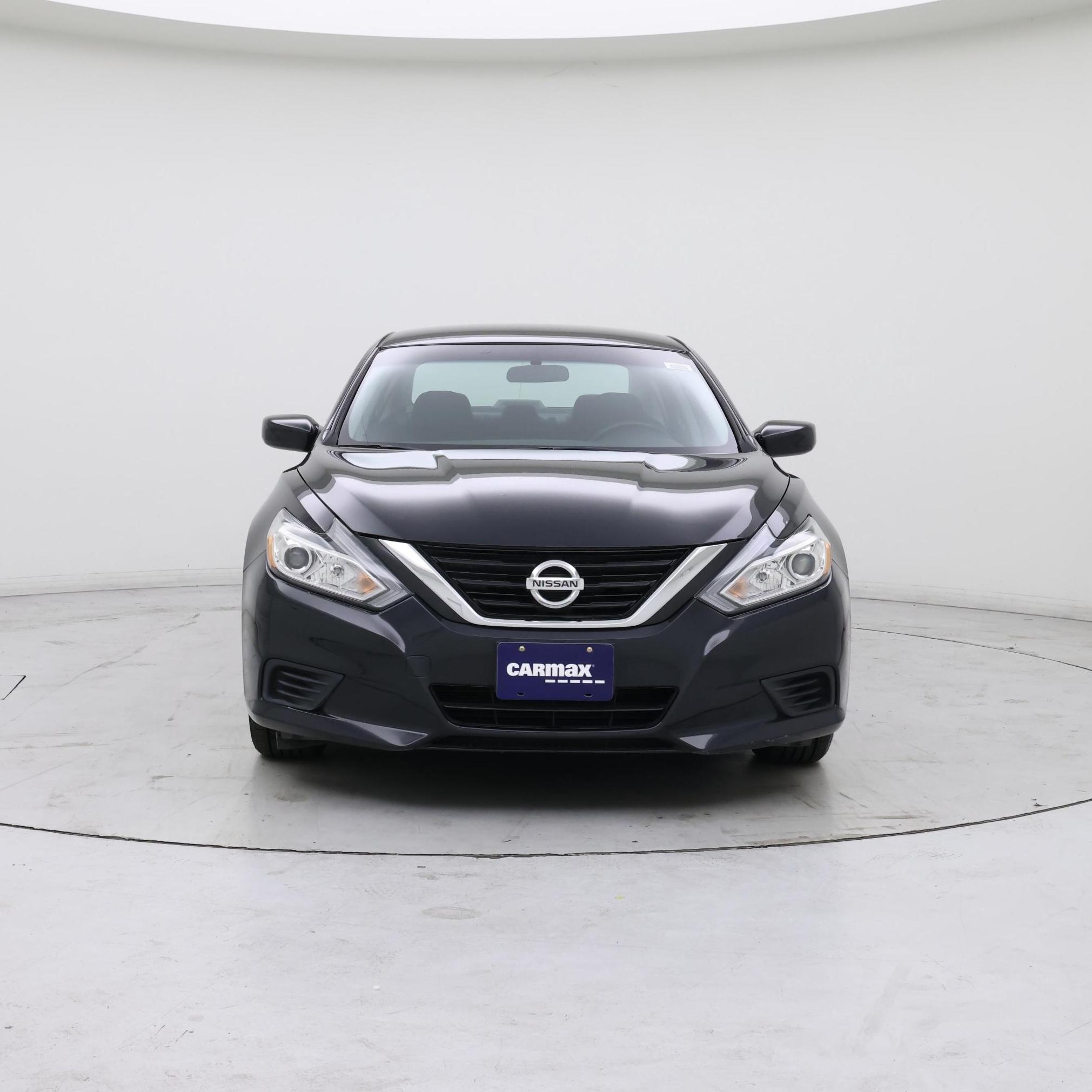 Thumbnail: 2018 Nissan Altima - 5