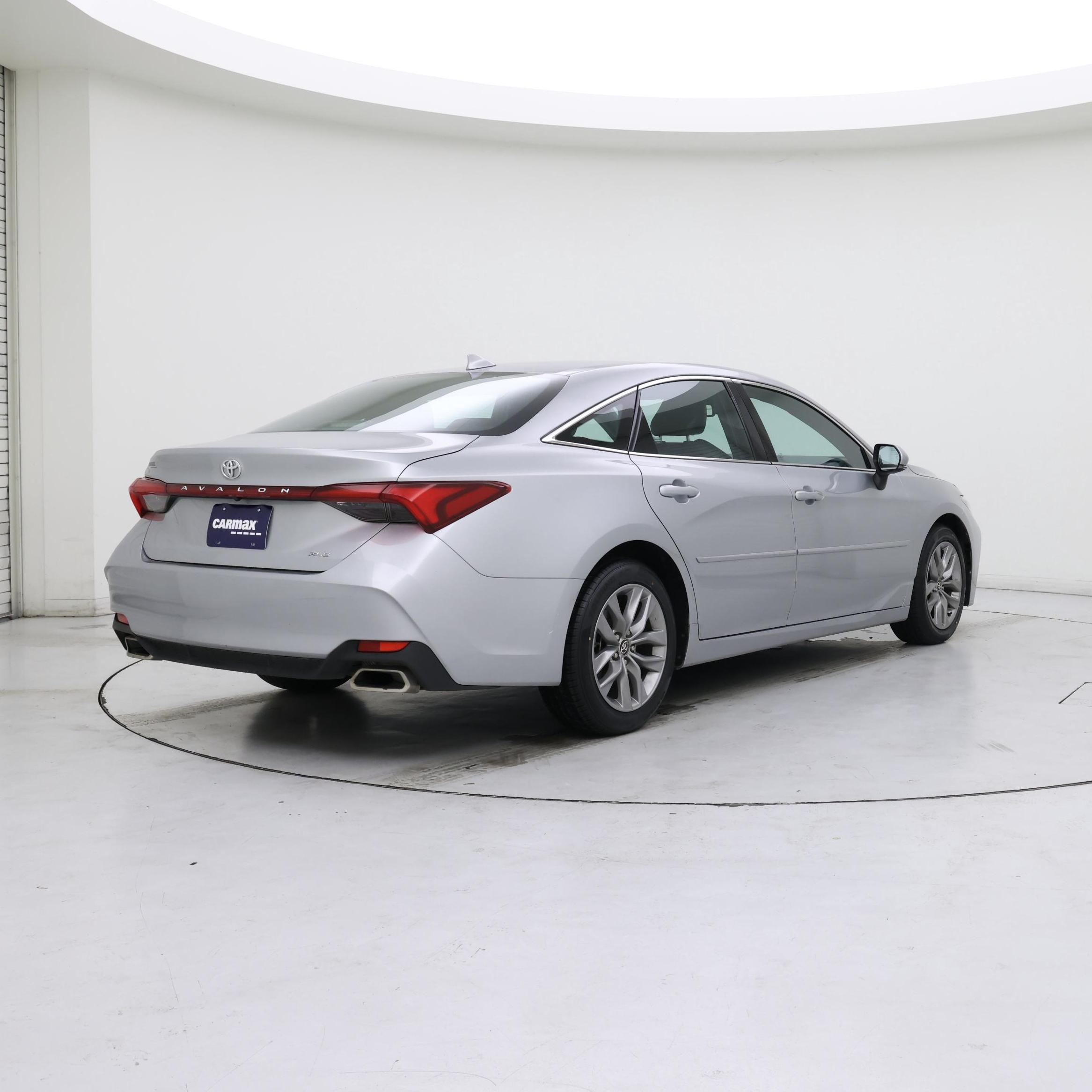 Thumbnail: 2022 Toyota Avalon - 8