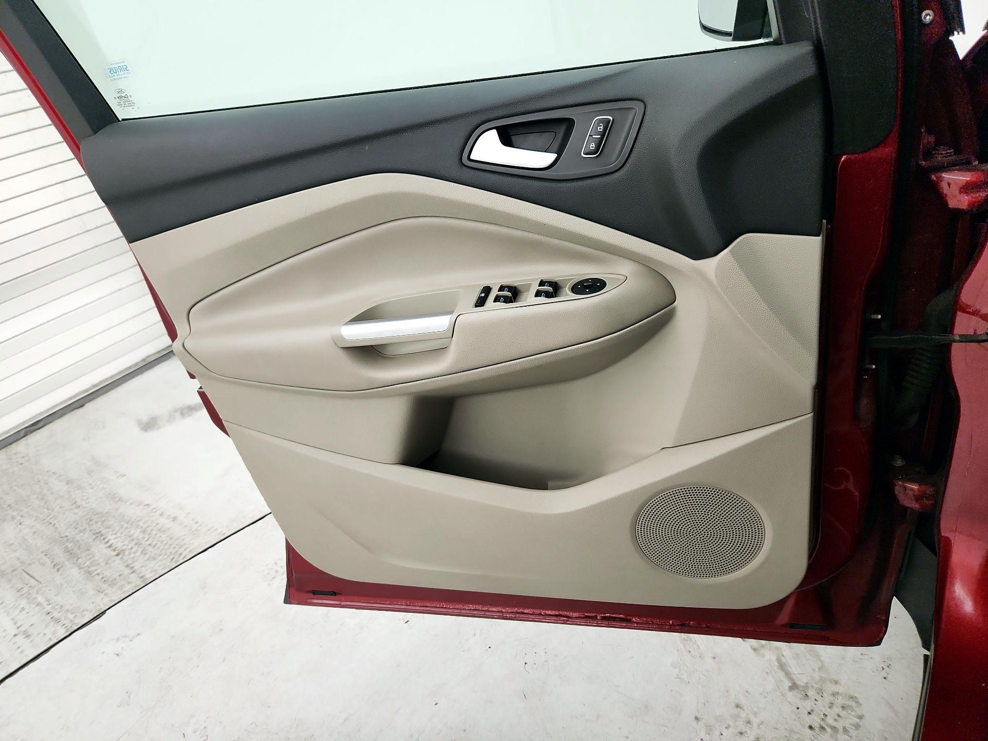 Thumbnail: 2014 Ford Escape - 12