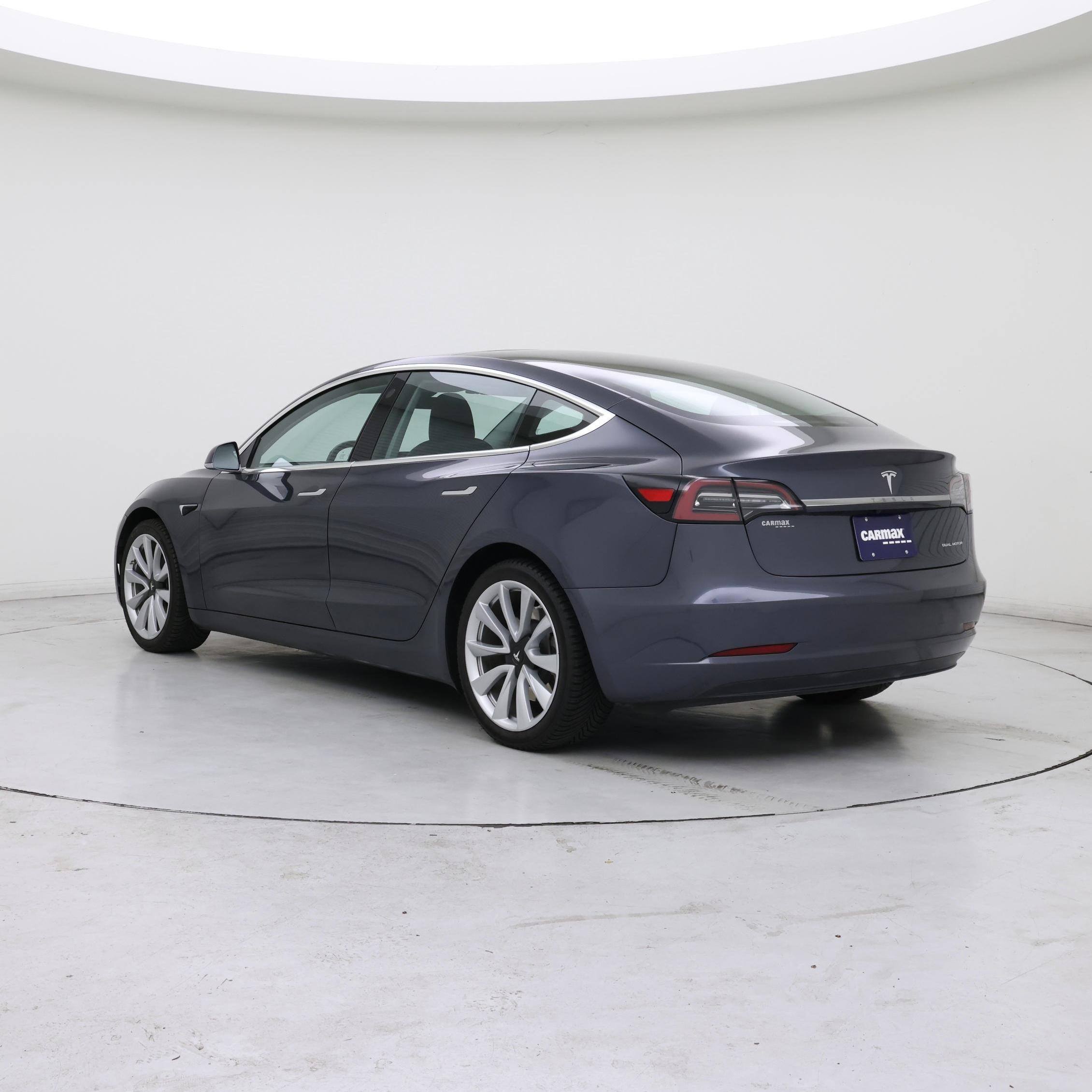 Thumbnail: 2019 Tesla Model 3 - 2