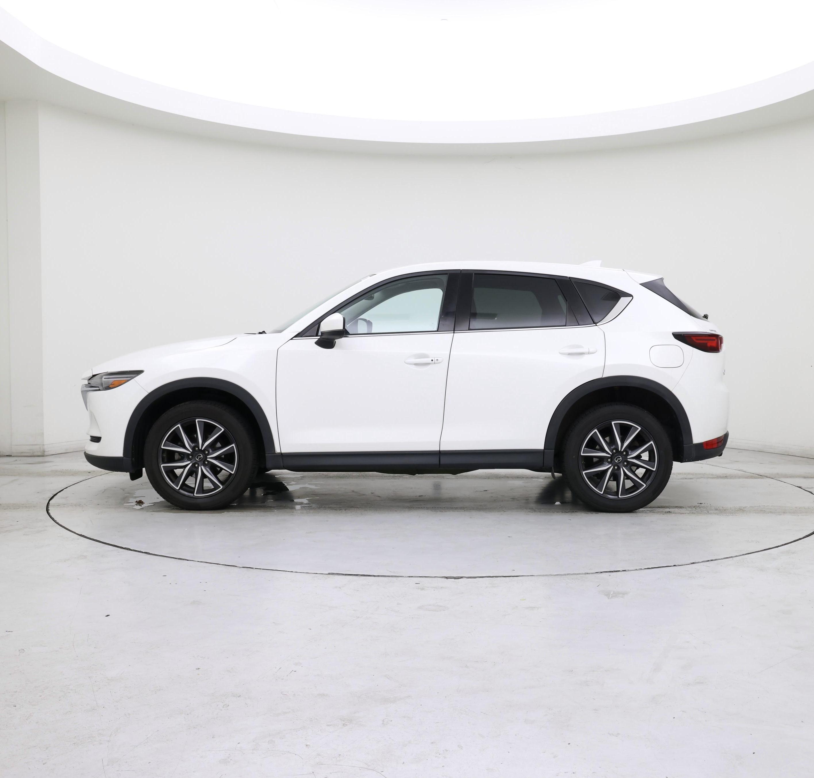 Thumbnail: 2017 Mazda CX-5 - 3
