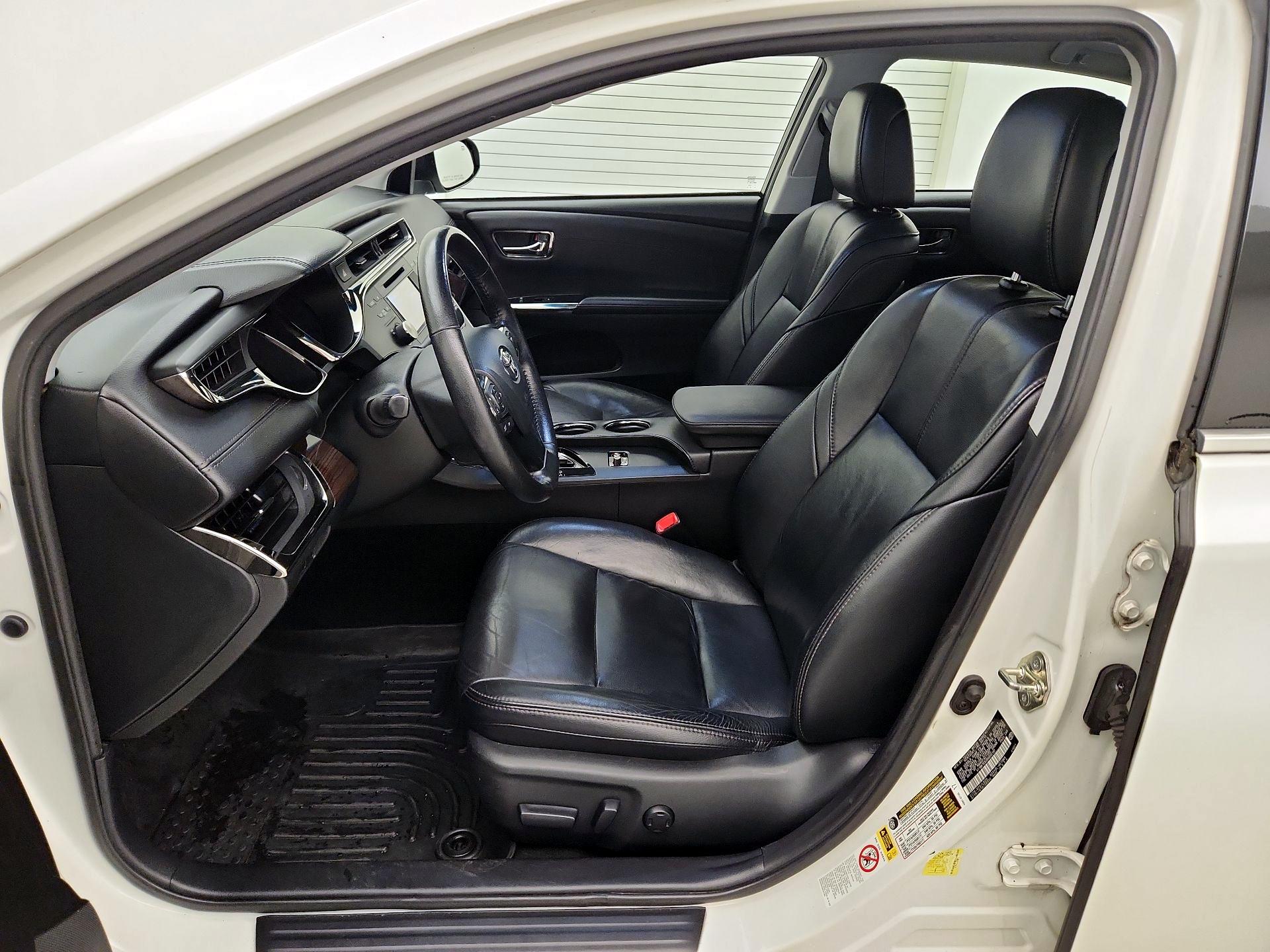 Thumbnail: 2013 Toyota Avalon - 11