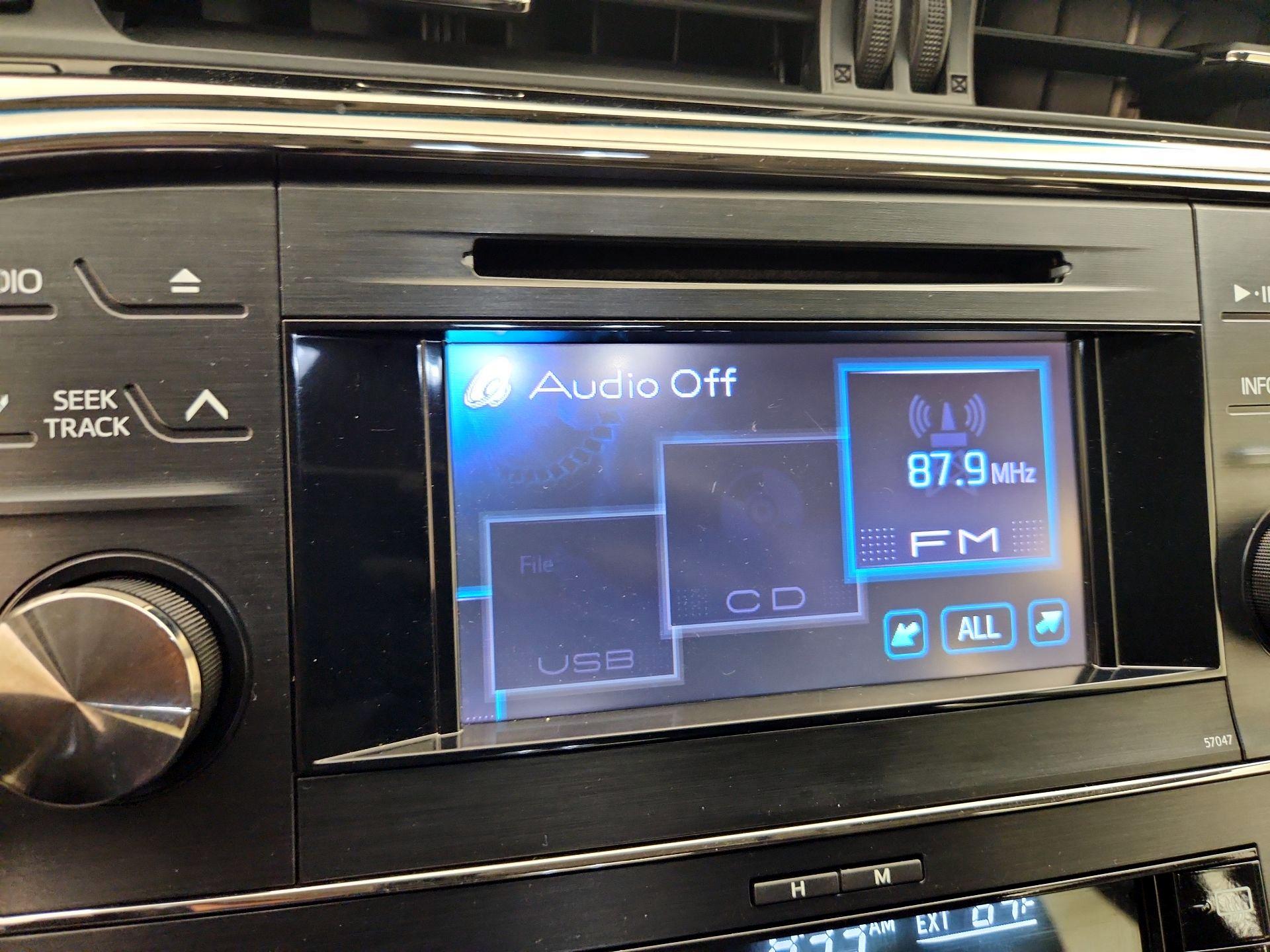 Thumbnail: 2013 Toyota Avalon - 14