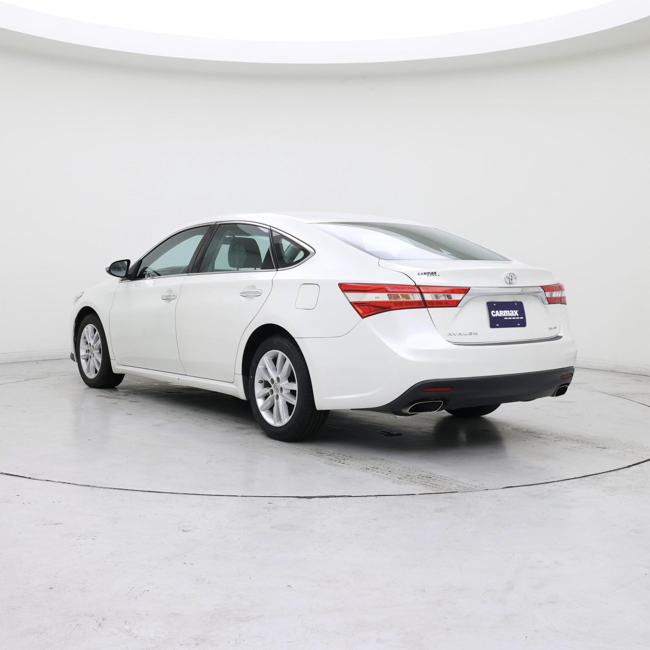 Thumbnail: 2013 Toyota Avalon - 2