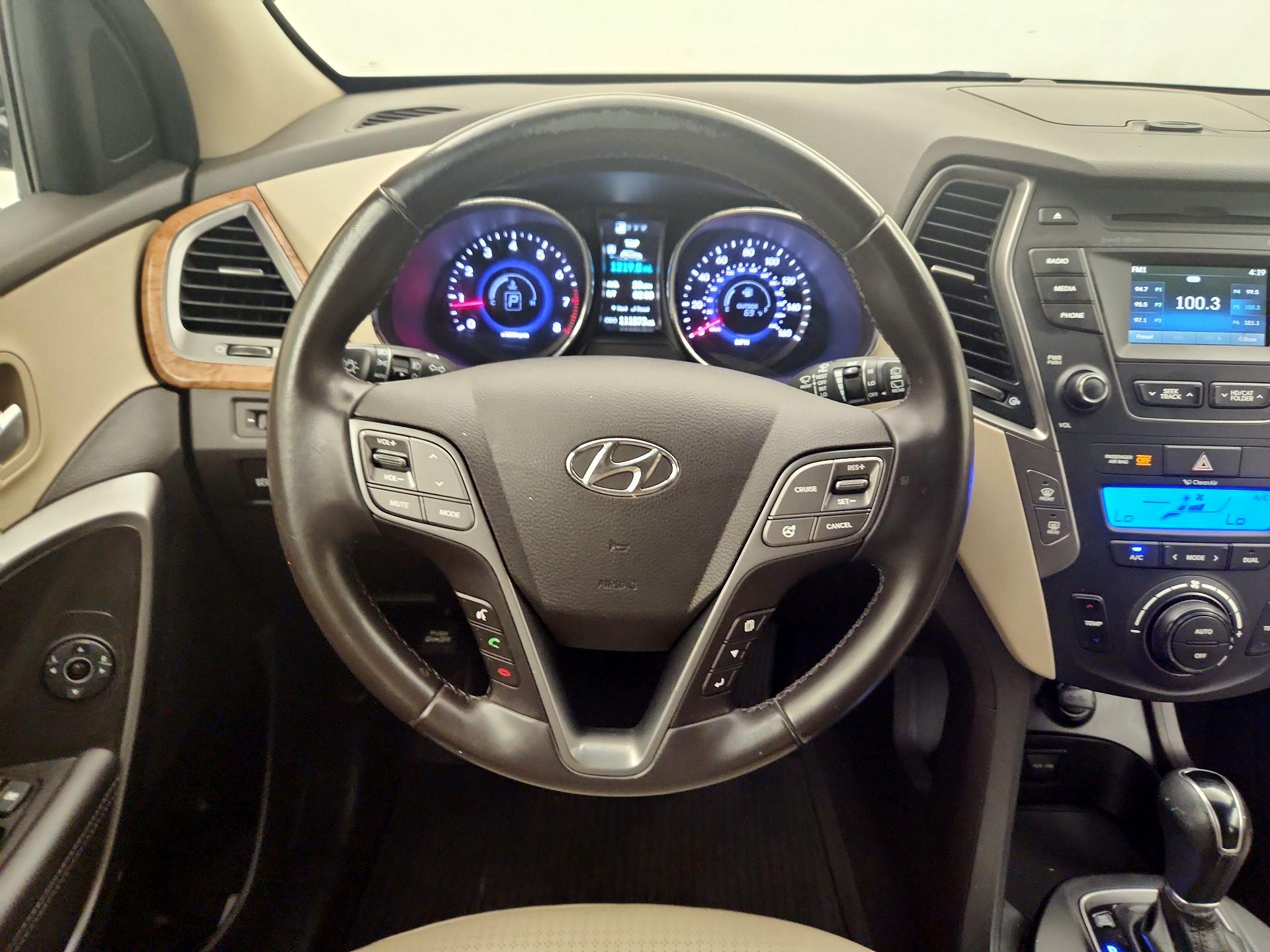 Thumbnail: 2013 Hyundai Santa Fe - 10