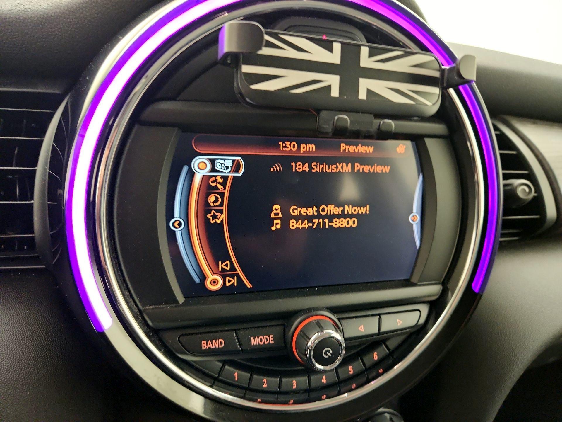 Thumbnail: 2015 MINI Cooper Hardtop - 14