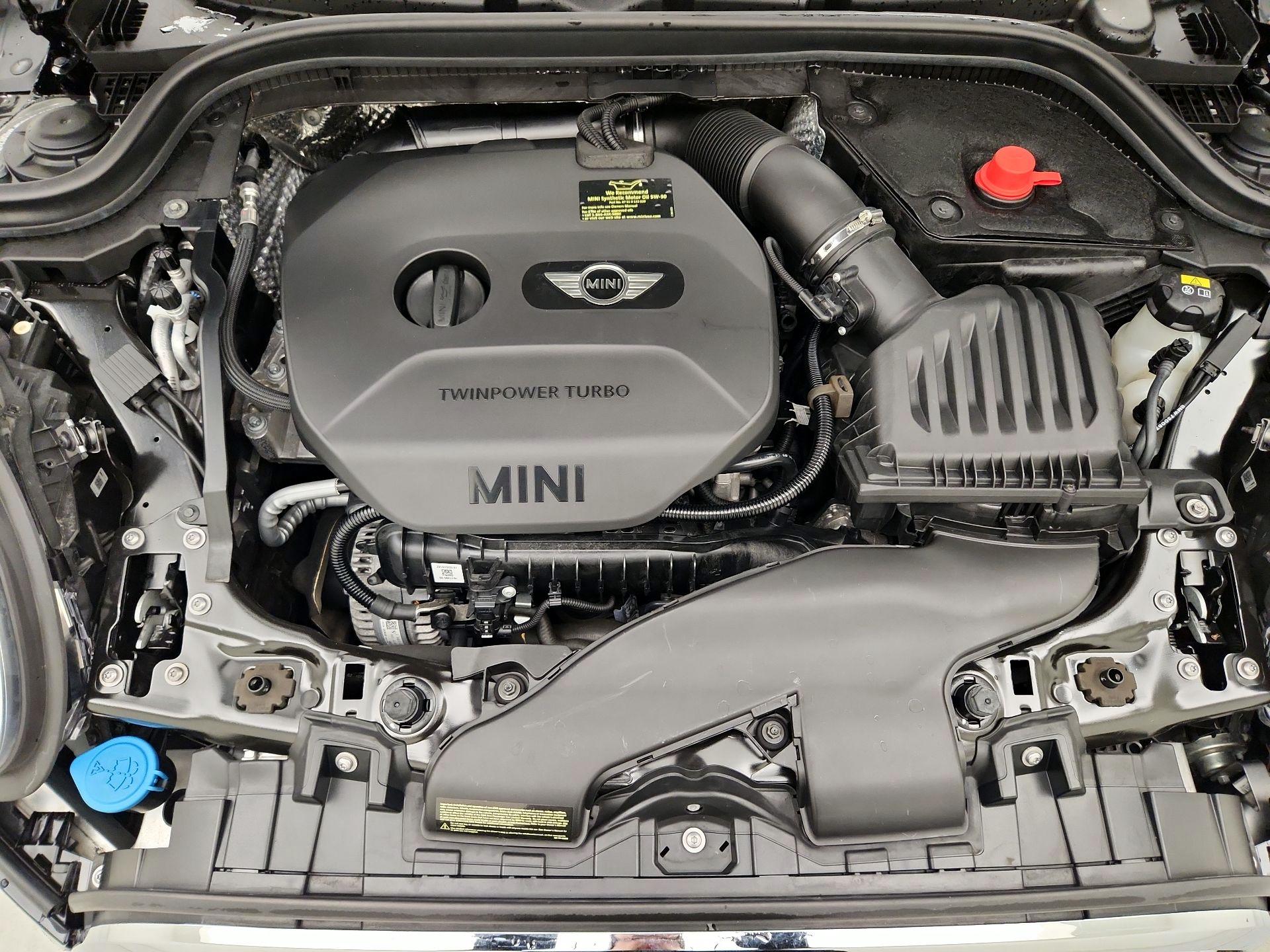 Thumbnail: 2015 MINI Cooper Hardtop - 20