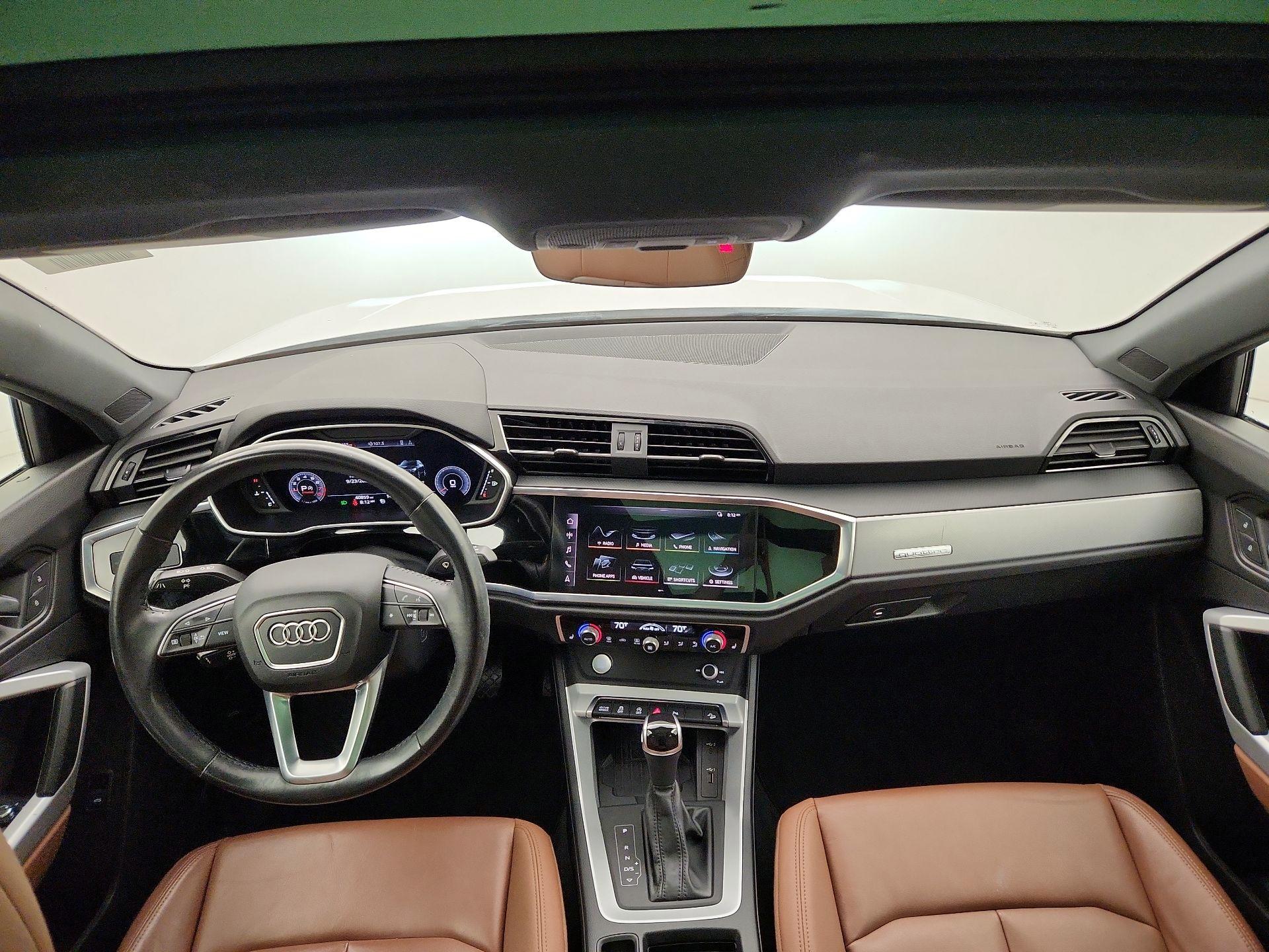 Thumbnail: 2020 Audi Q3 - 9