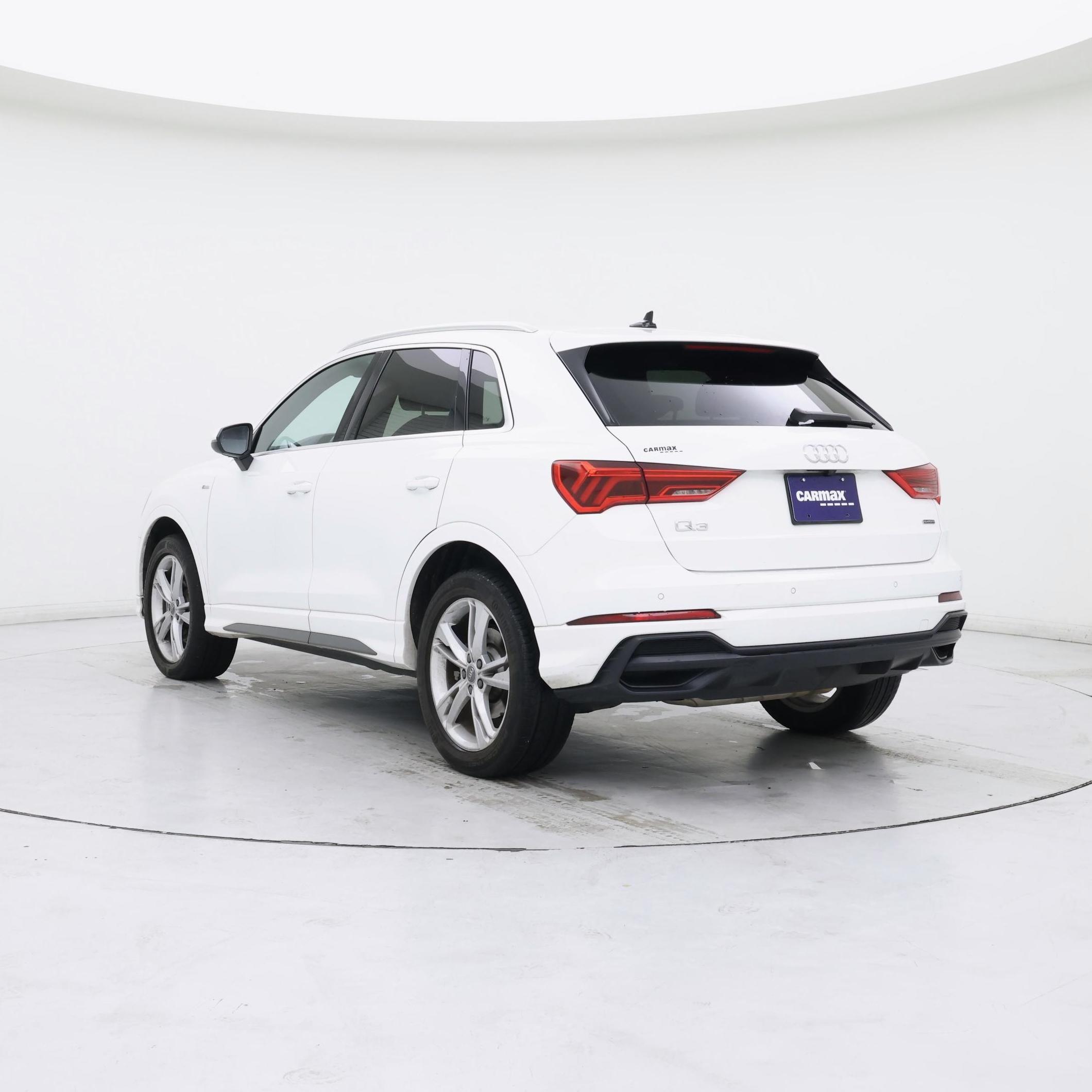 Thumbnail: 2020 Audi Q3 - 2