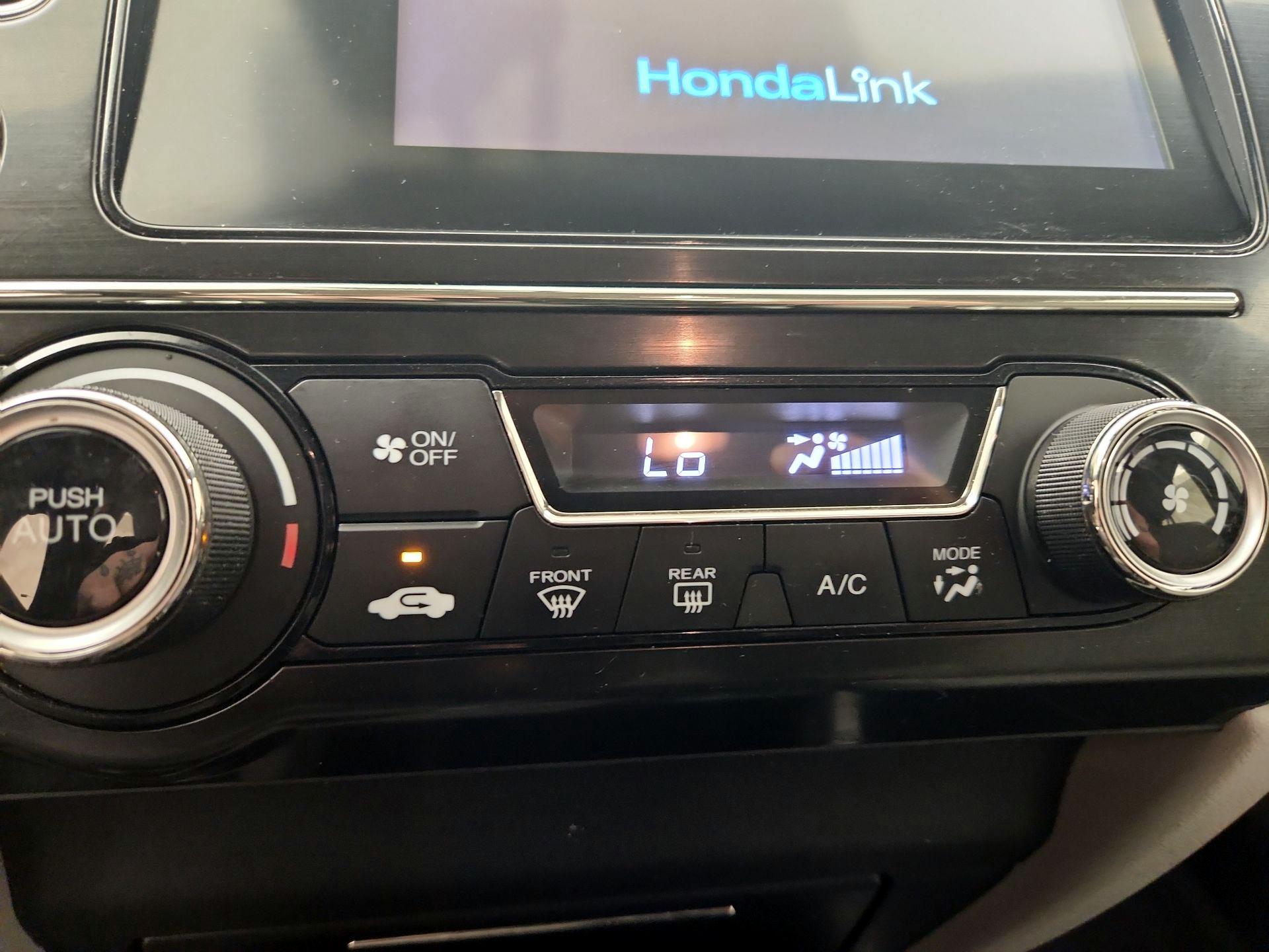 Thumbnail: 2014 Honda Civic - 16