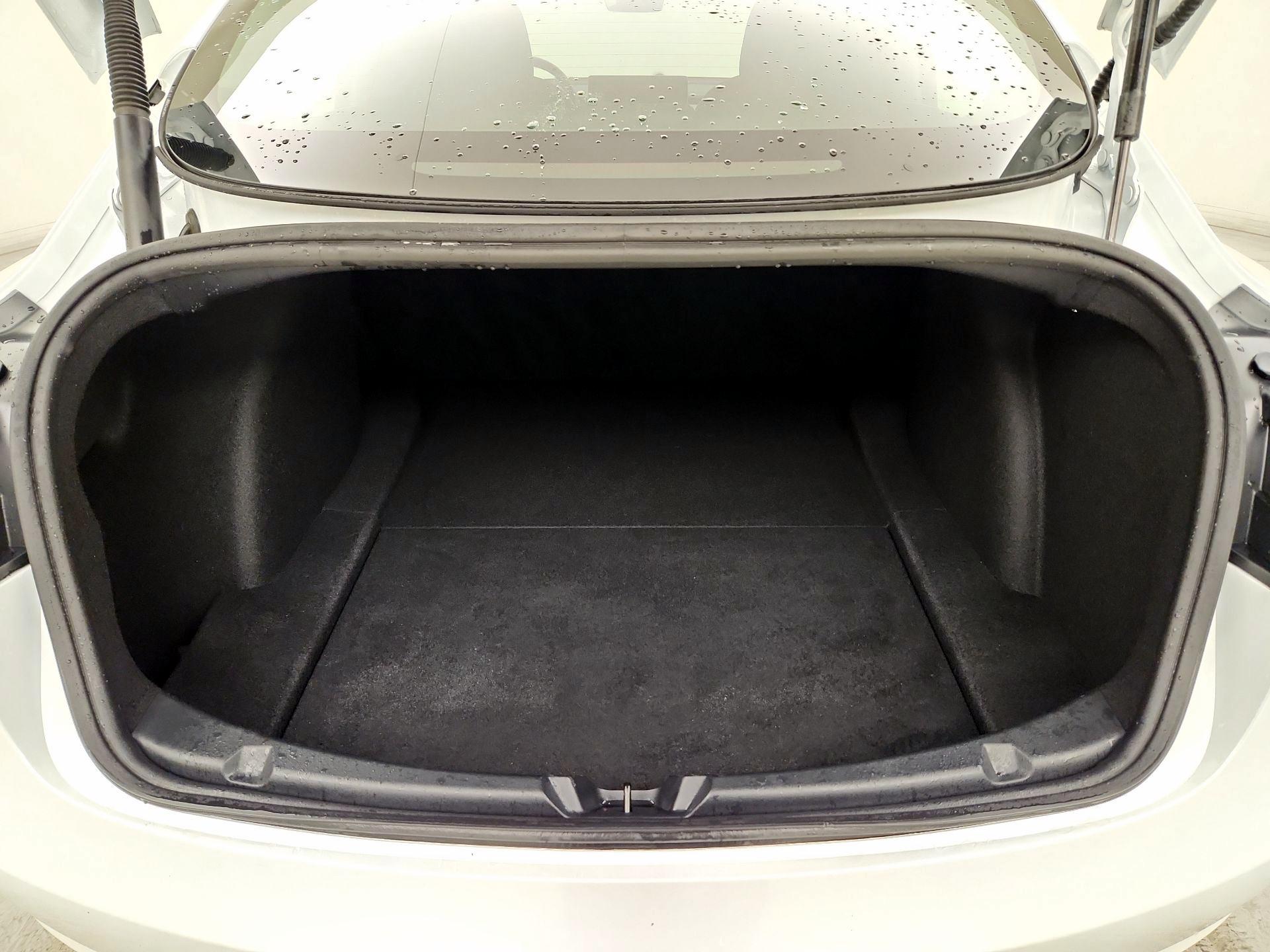 Thumbnail: 2023 Tesla Model 3 - 20
