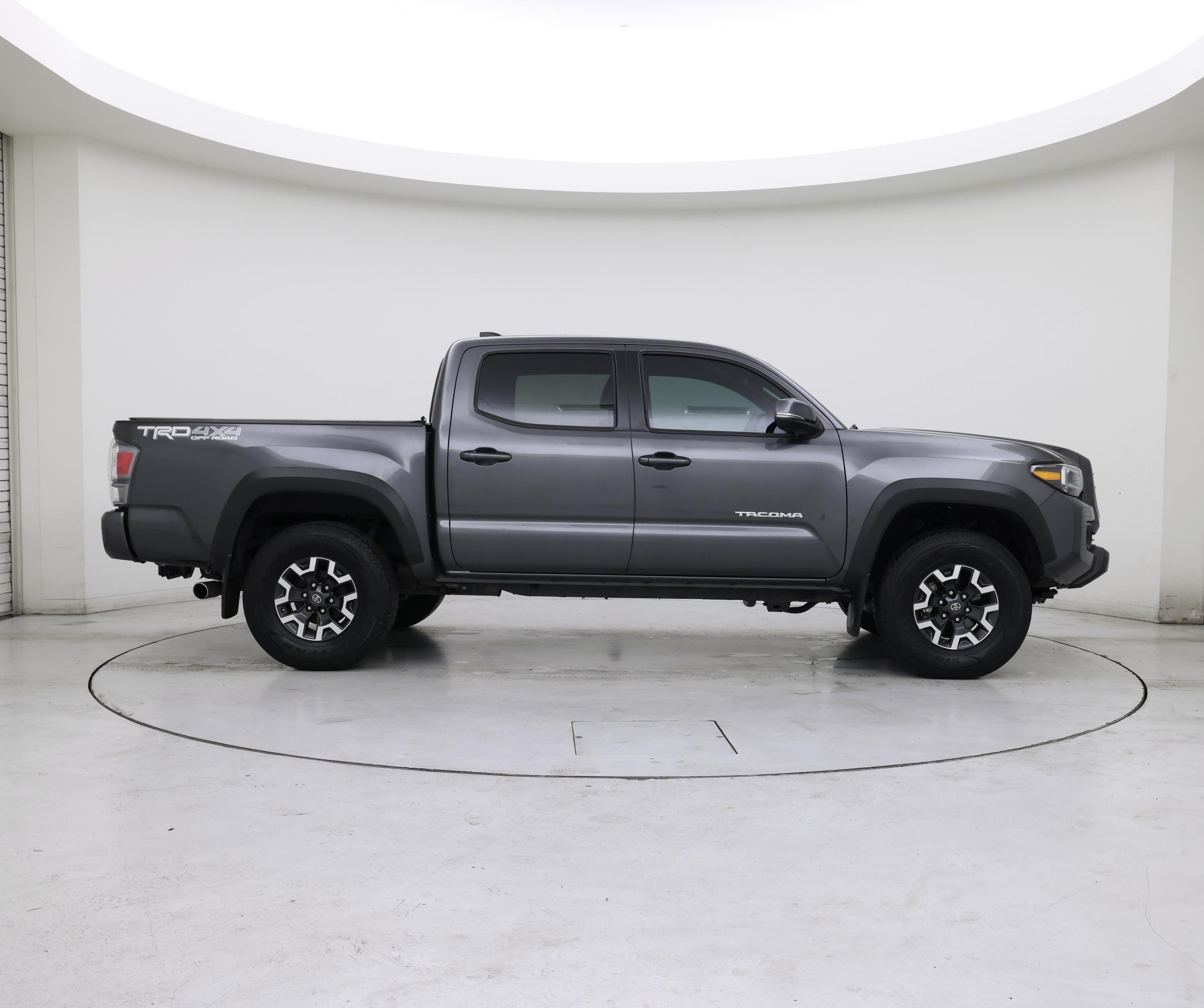 Thumbnail: 2020 Toyota Tacoma - 7