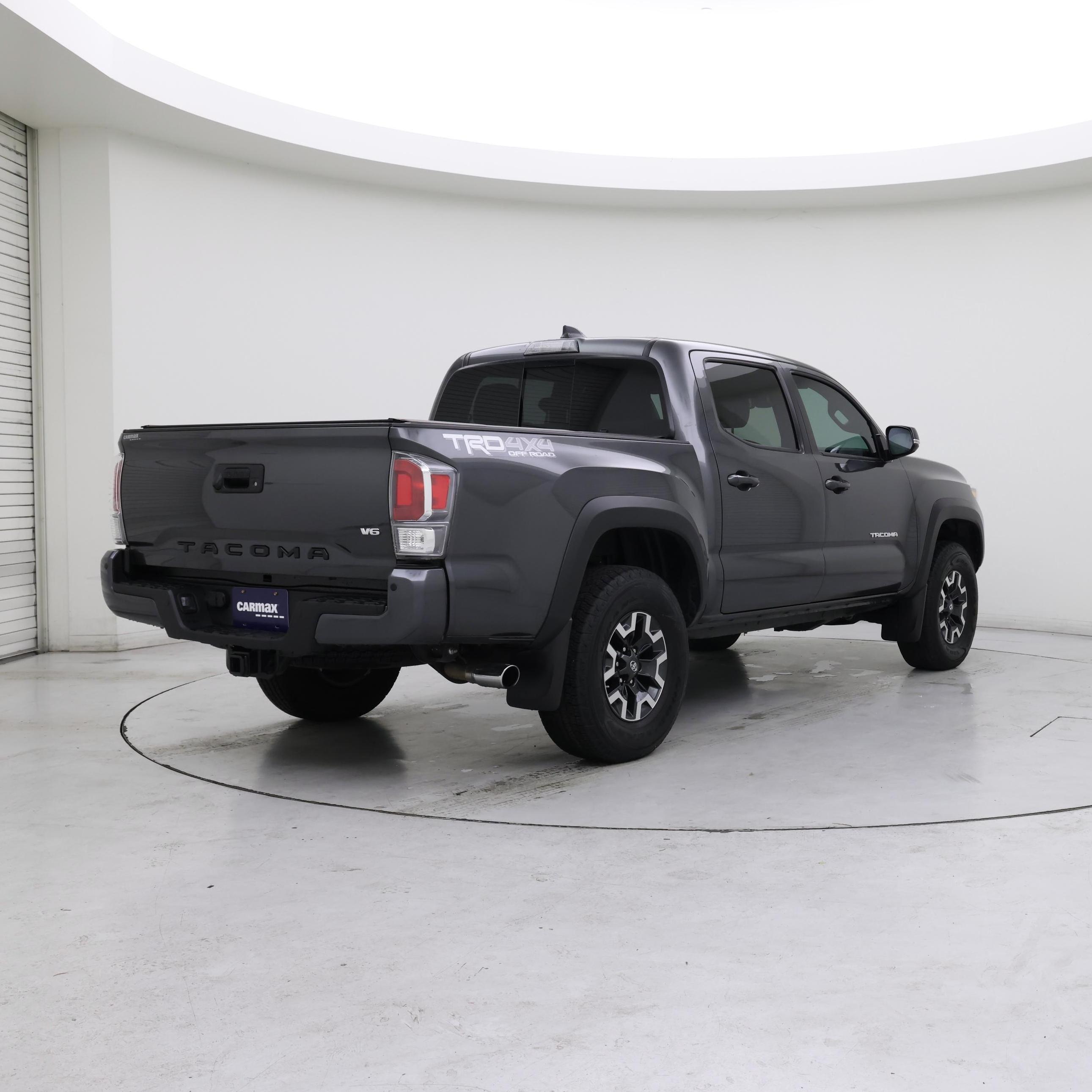Thumbnail: 2020 Toyota Tacoma - 8