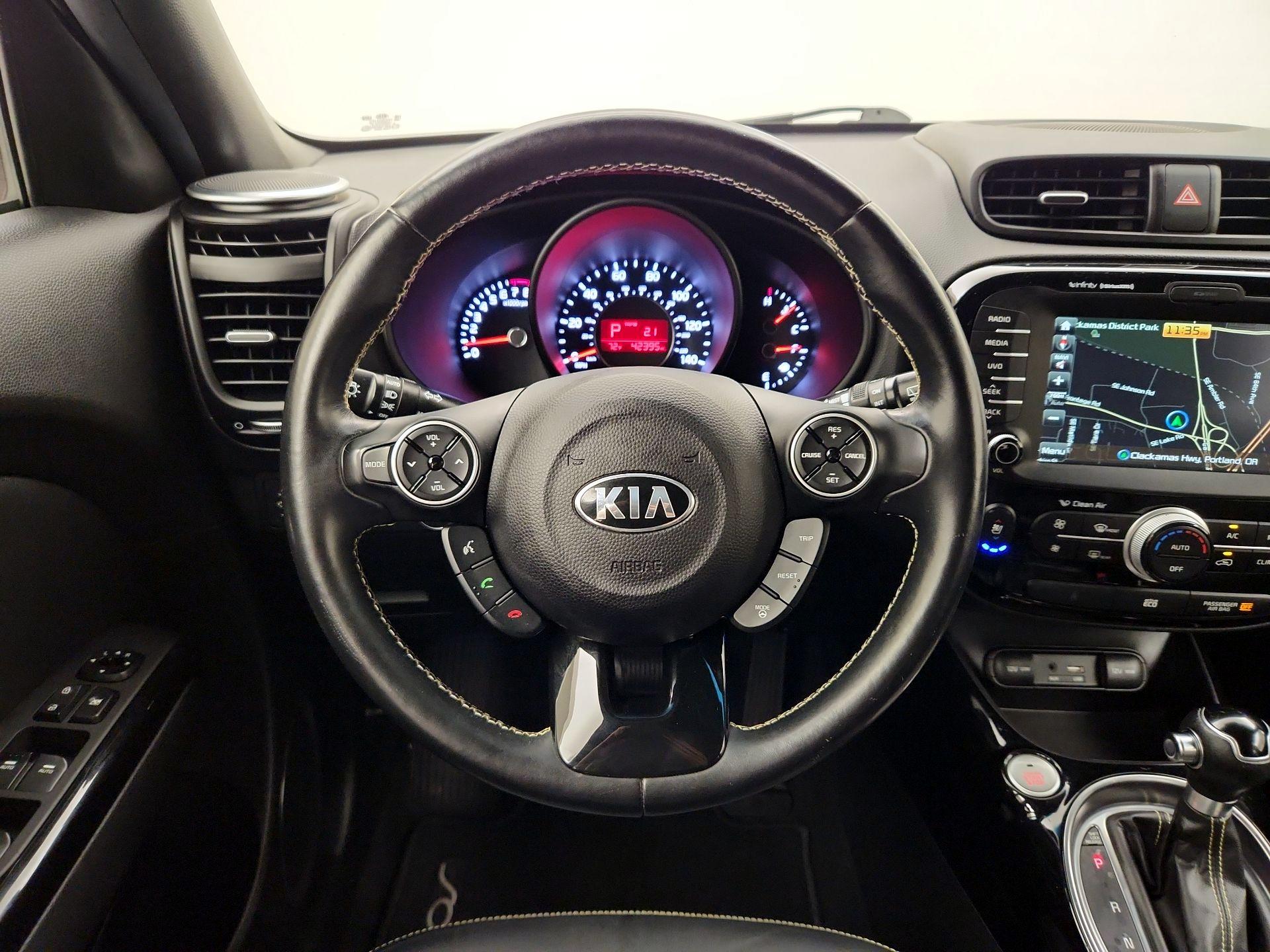 Thumbnail: 2015 Kia Soul - 10