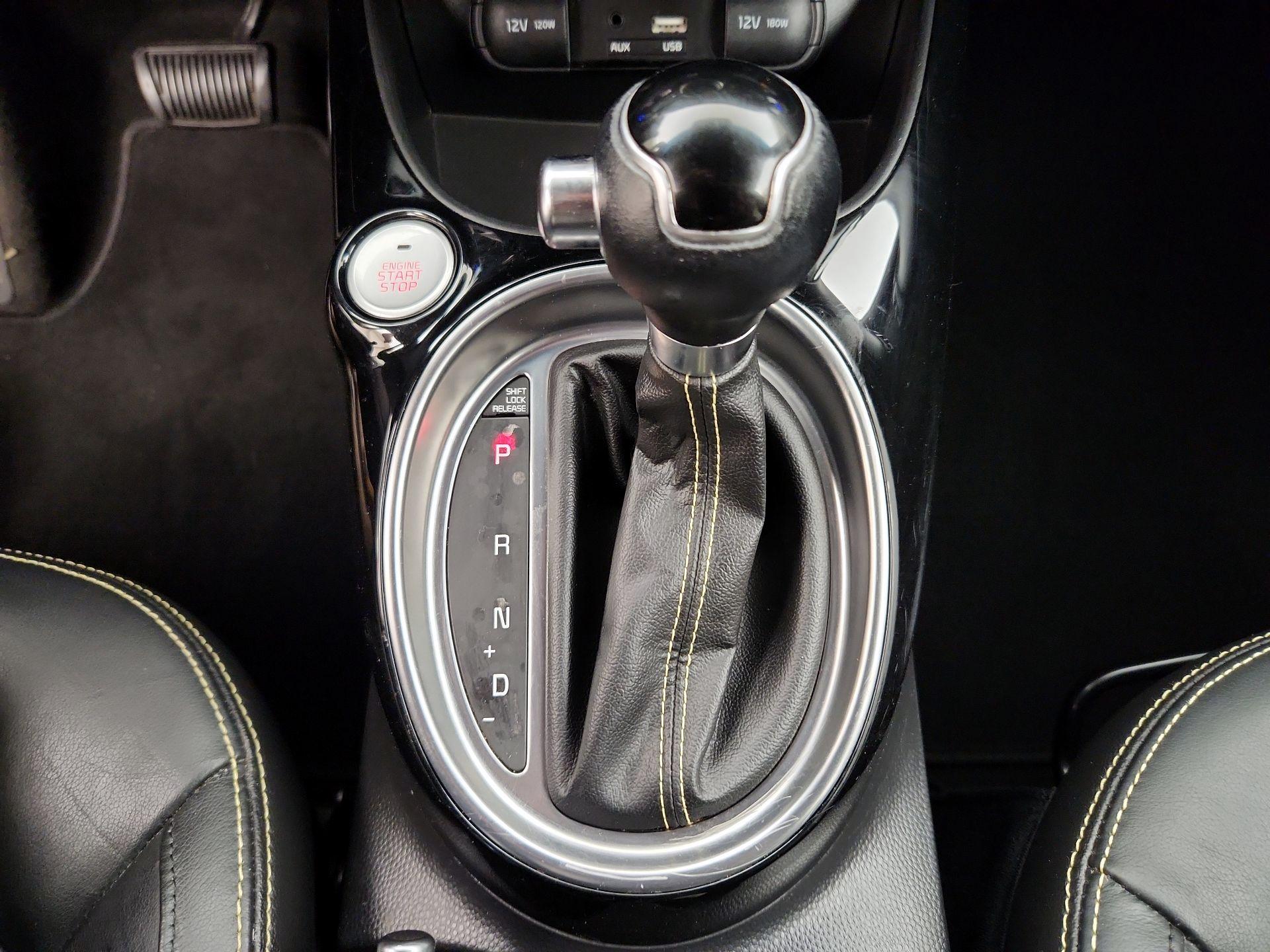 Thumbnail: 2015 Kia Soul - 18