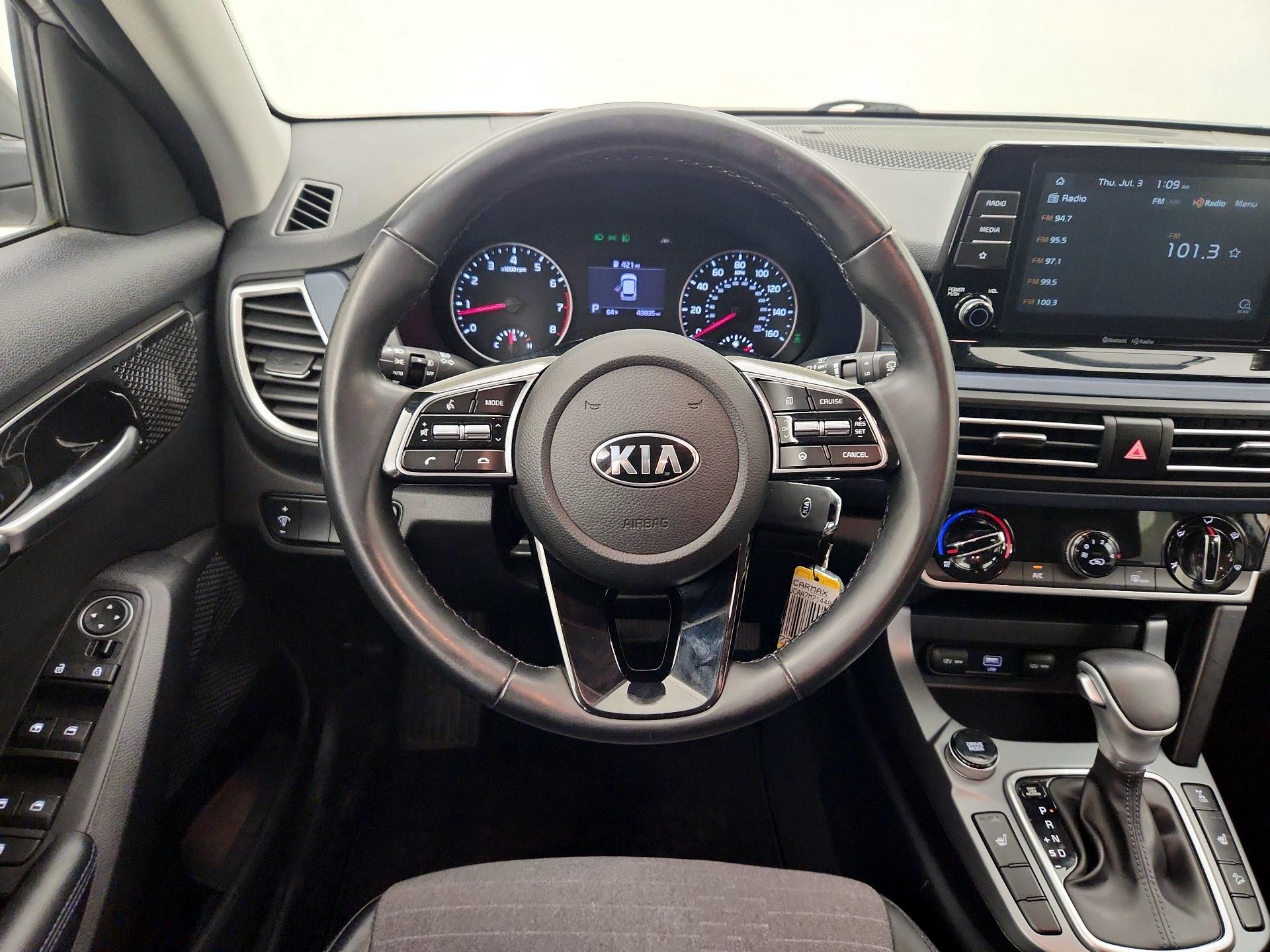 Thumbnail: 2021 Kia Seltos - 10