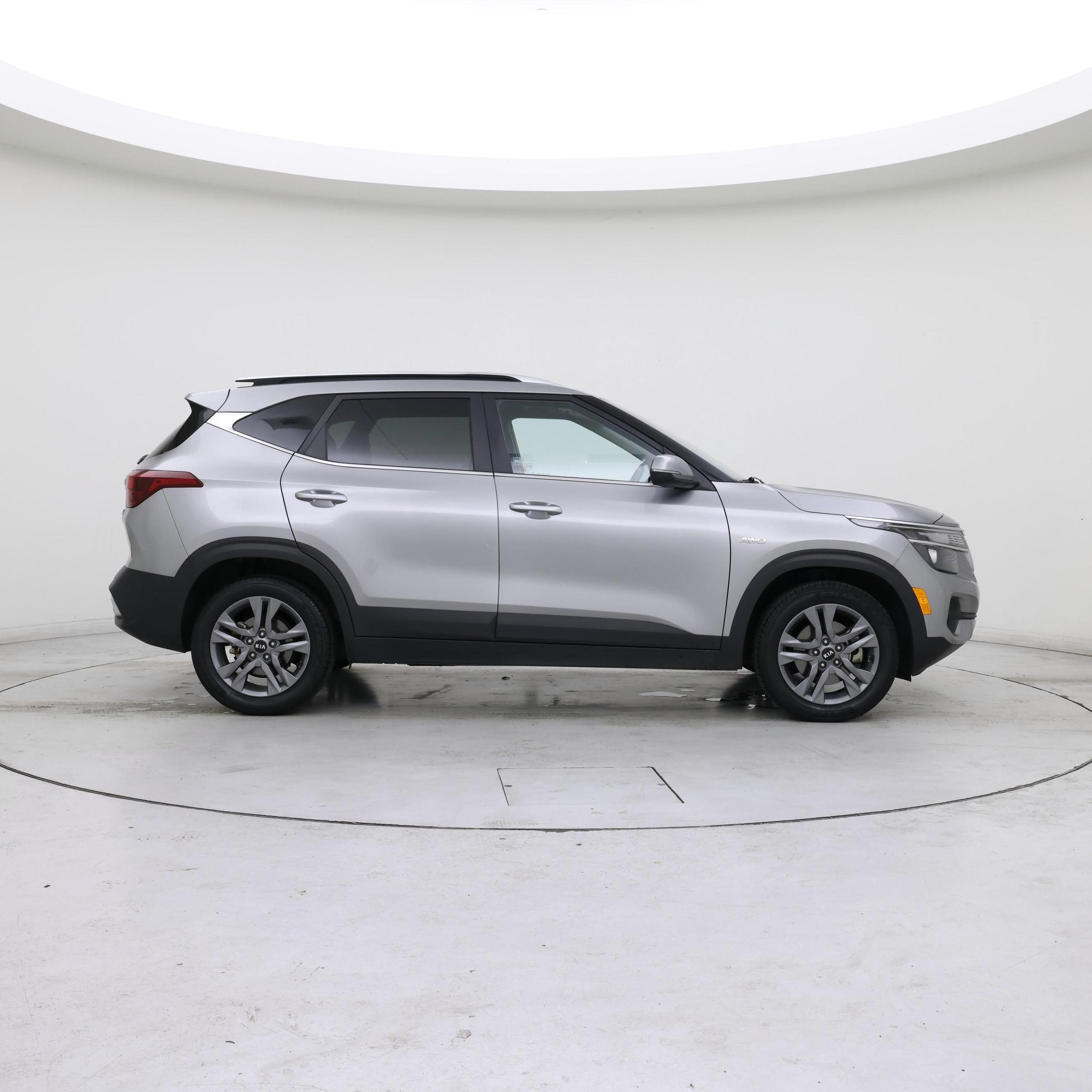 Thumbnail: 2021 Kia Seltos - 7