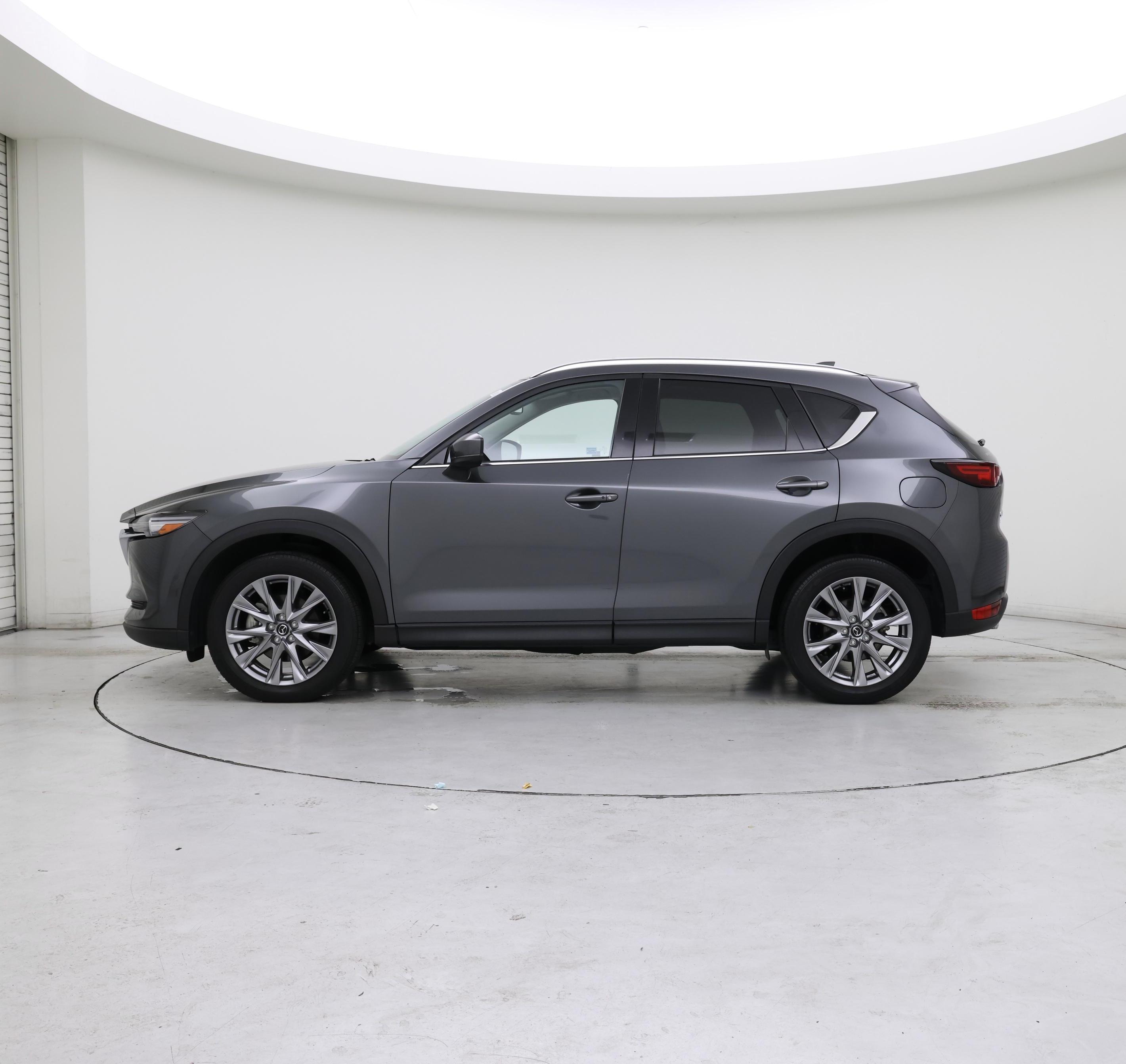 Thumbnail: 2021 Mazda CX-5 - 3