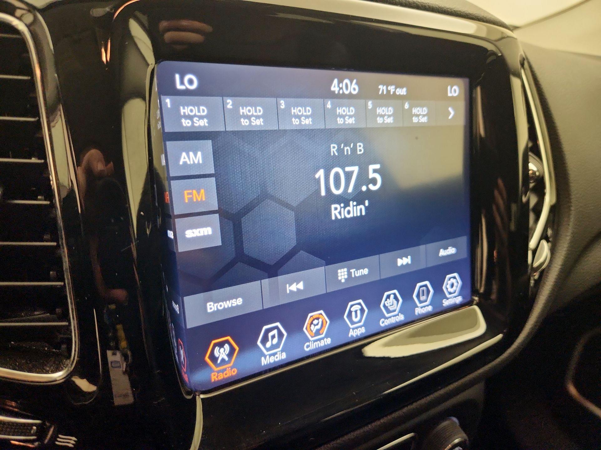 Thumbnail: 2019 Jeep Compass - 15