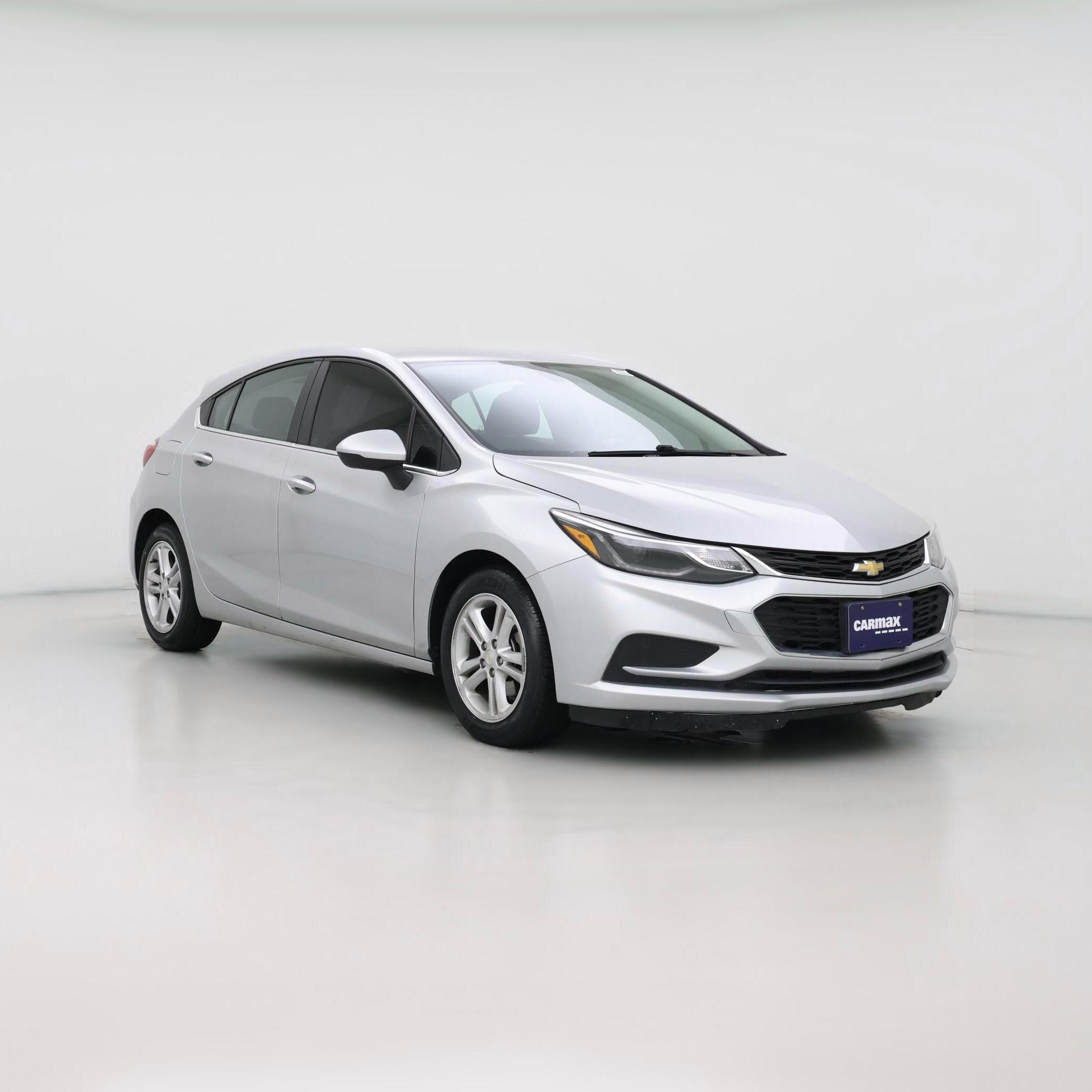 Thumbnail: 2017 Chevrolet Cruze - 1