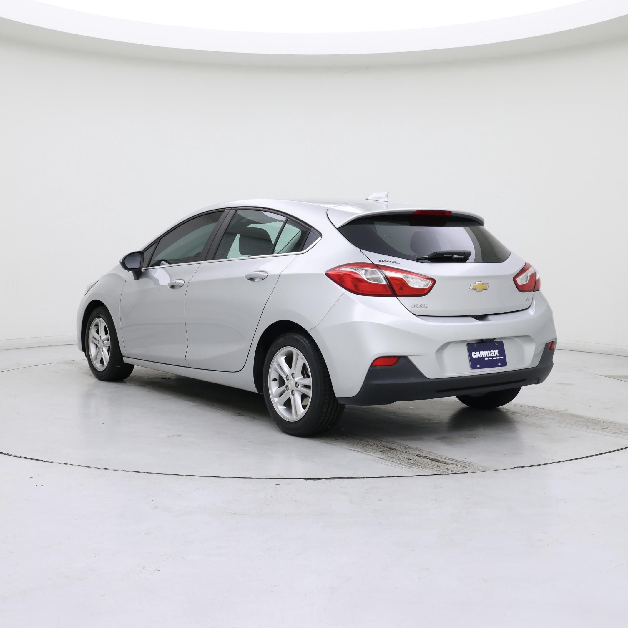 Thumbnail: 2017 Chevrolet Cruze - 2