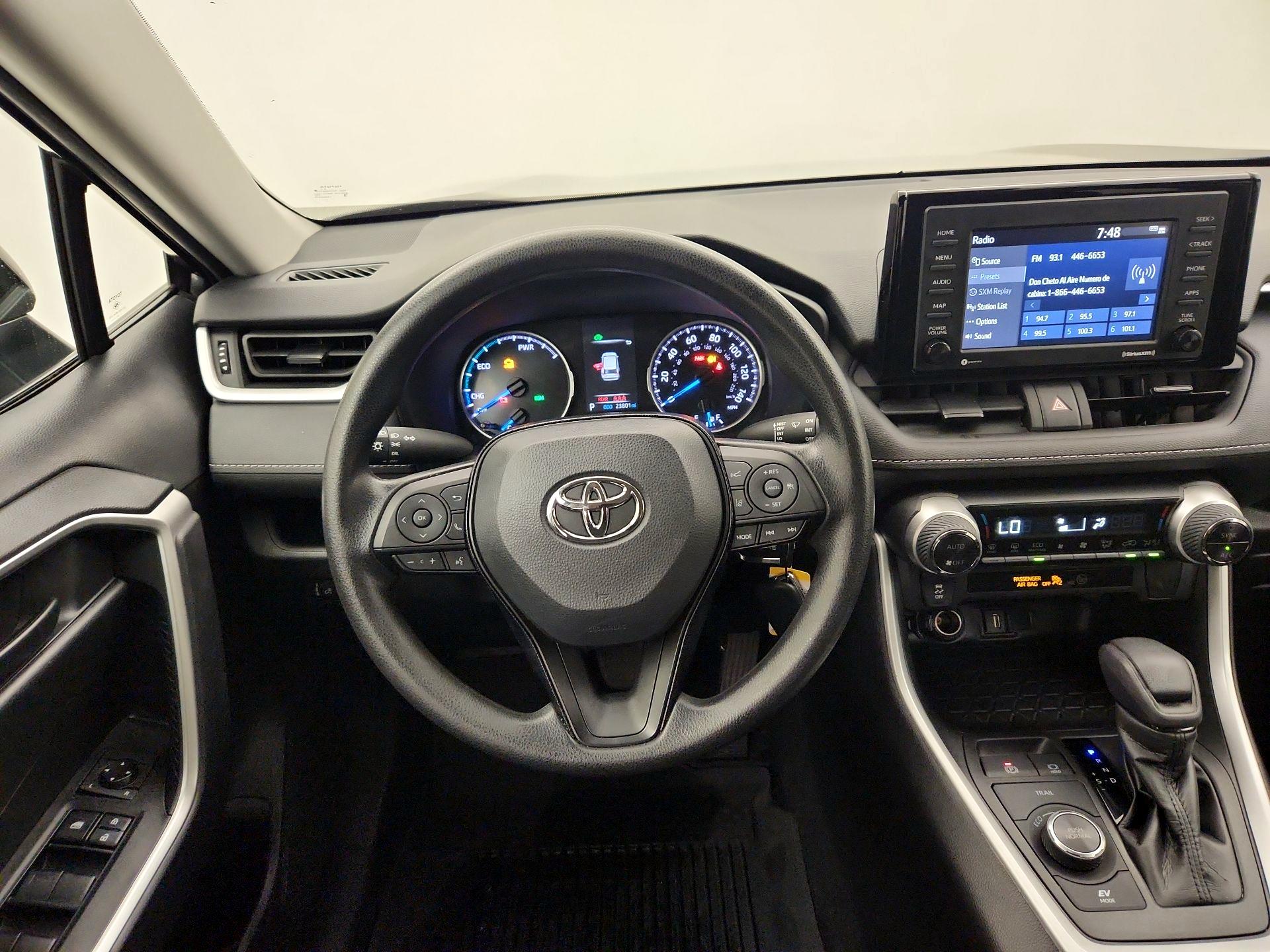 Thumbnail: 2021 Toyota RAV4 - 10