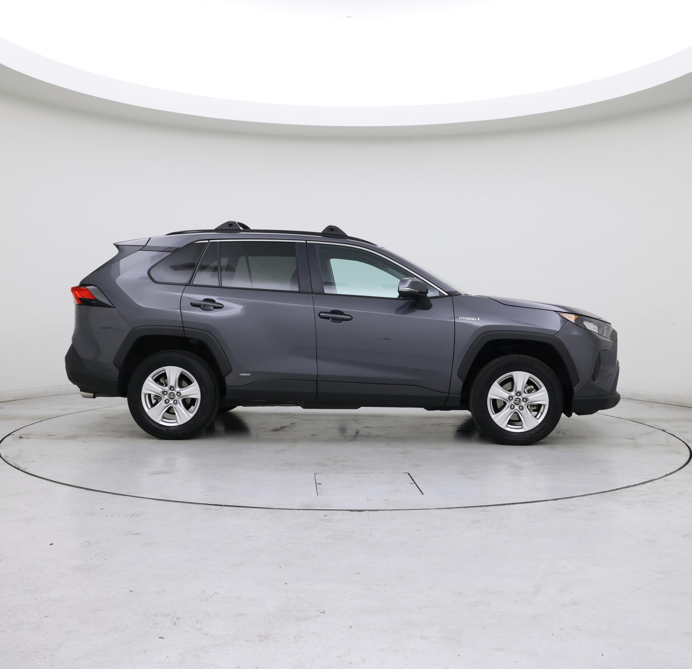 Thumbnail: 2021 Toyota RAV4 - 7
