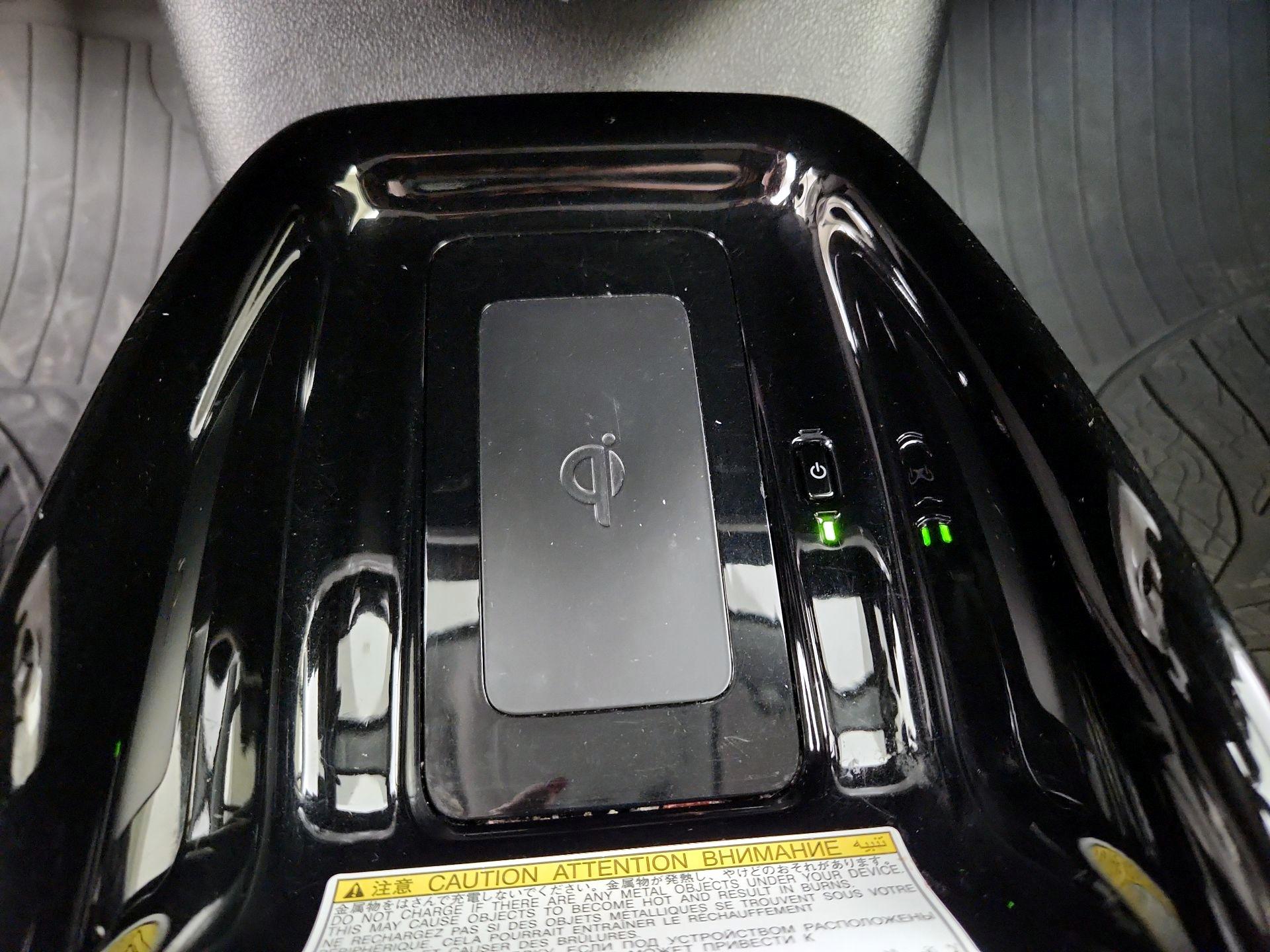 Thumbnail: 2018 Toyota Prius - 18