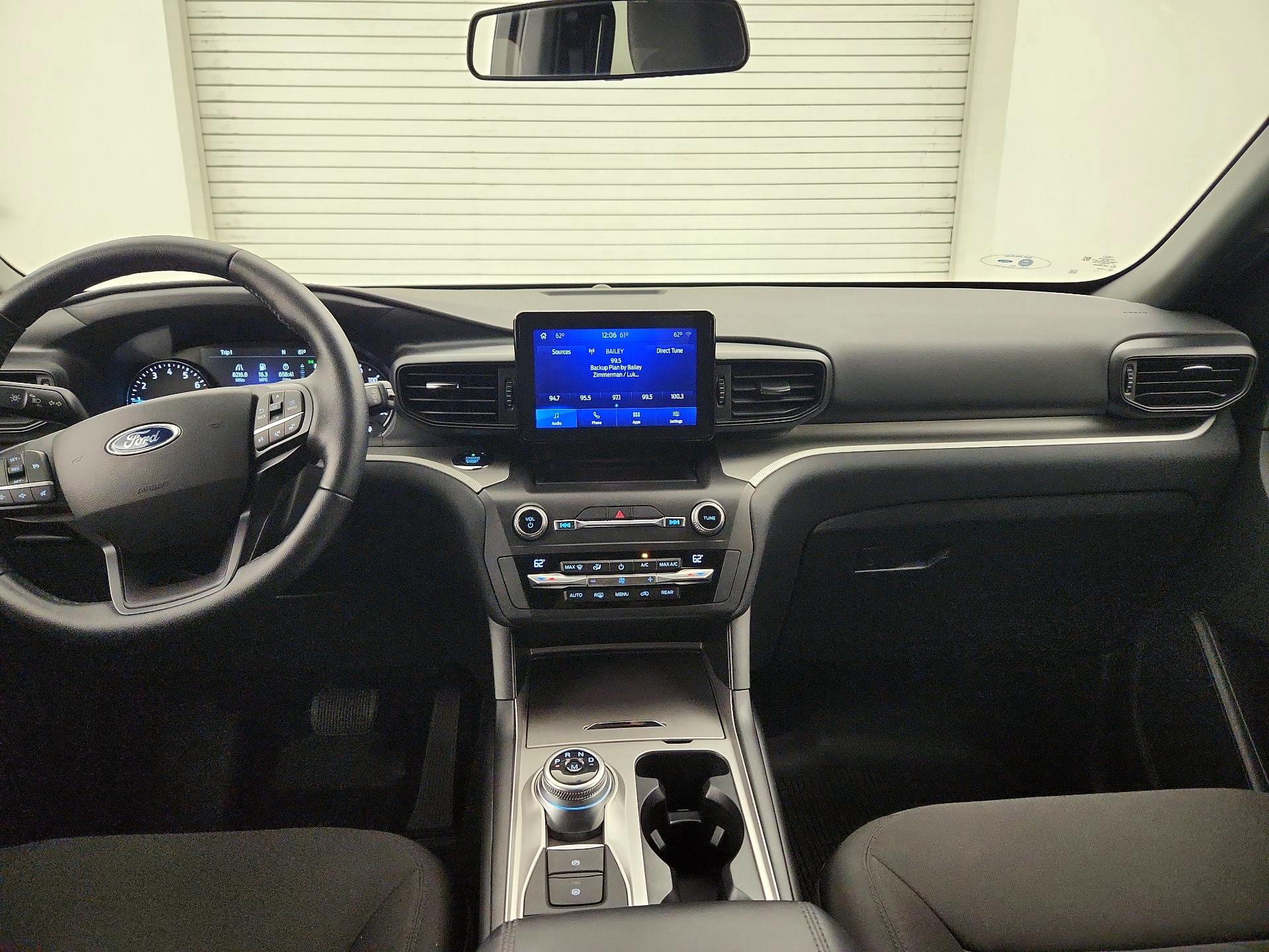 Thumbnail: 2020 Ford Explorer - 9