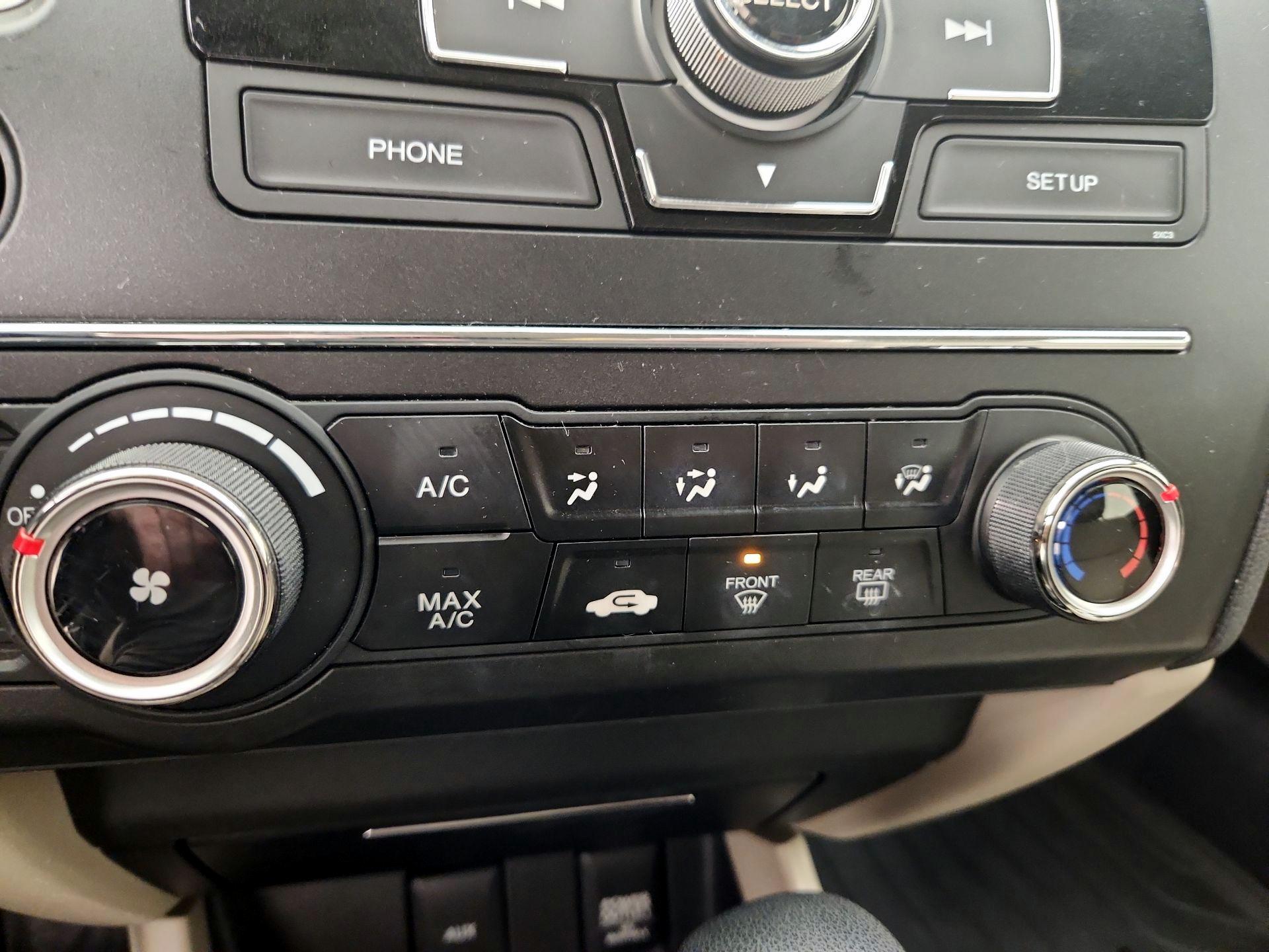 Thumbnail: 2014 Honda Civic - 16